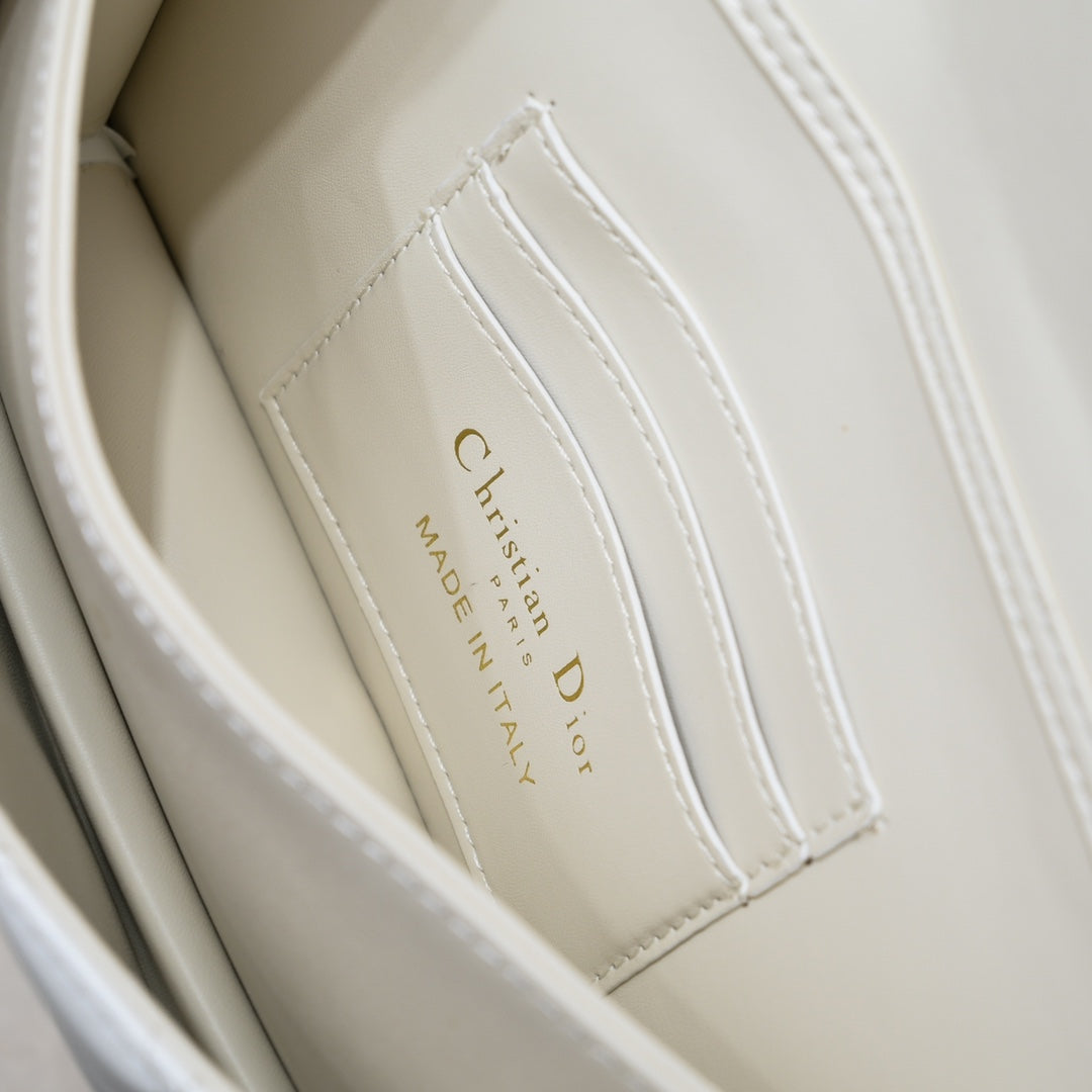 2XD360BDE Stylish leather bag 