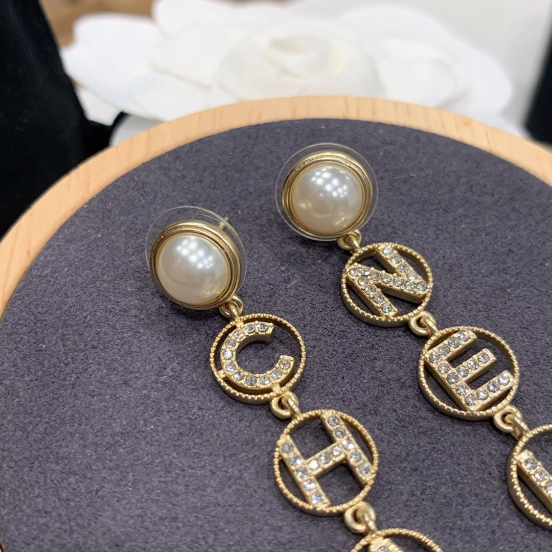 1YC236EDE Stylish Earrings