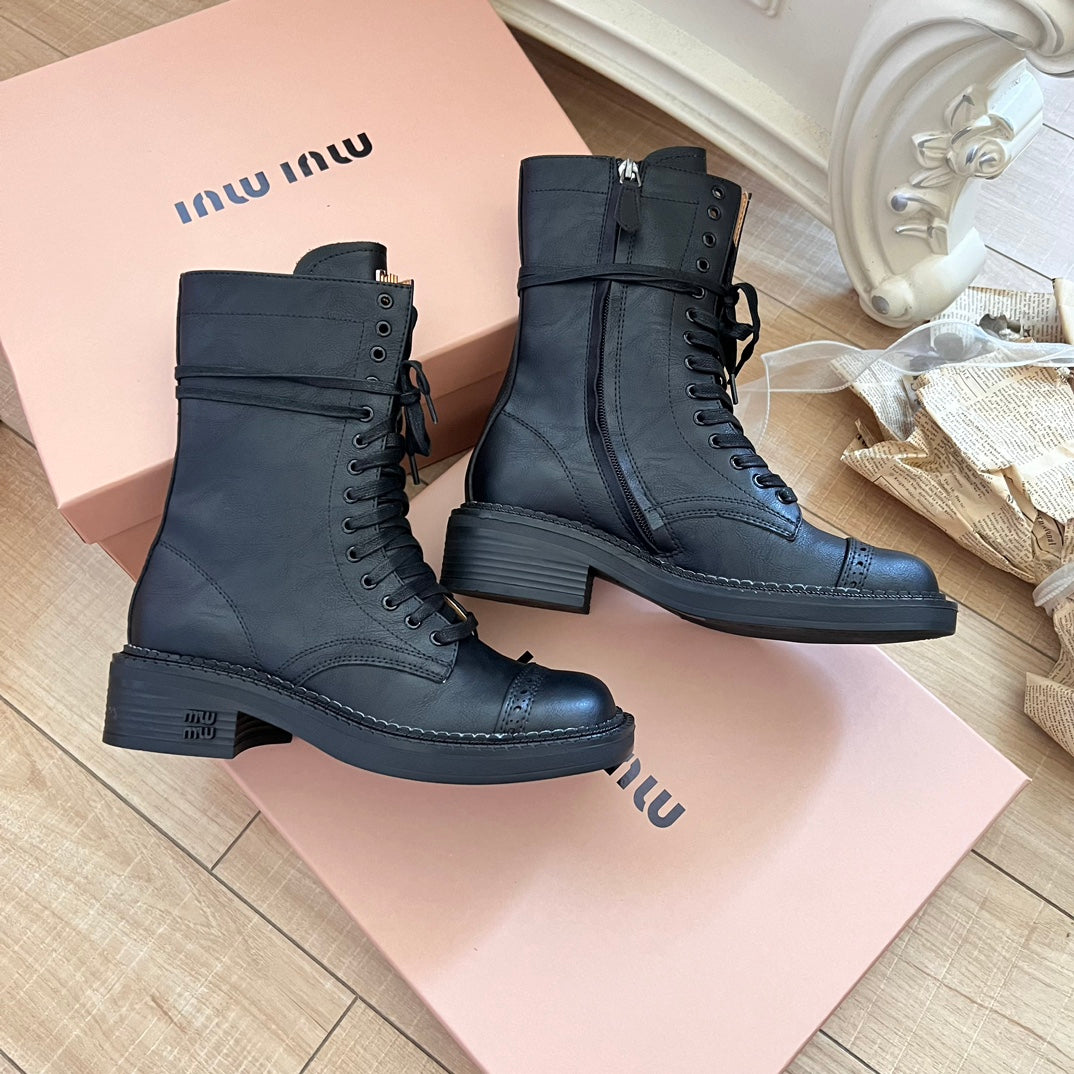 1XA60ZDE Stylish leather  boots