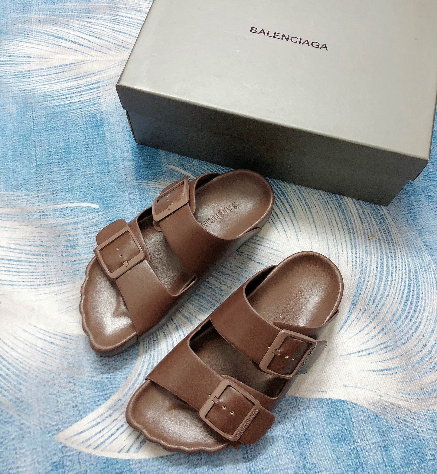 14J193ZDE Stylish Slippers