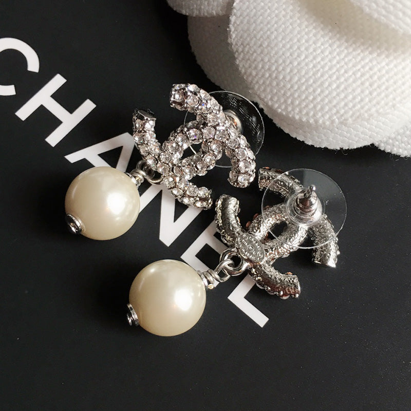 14C43EDE Stylish Earrings