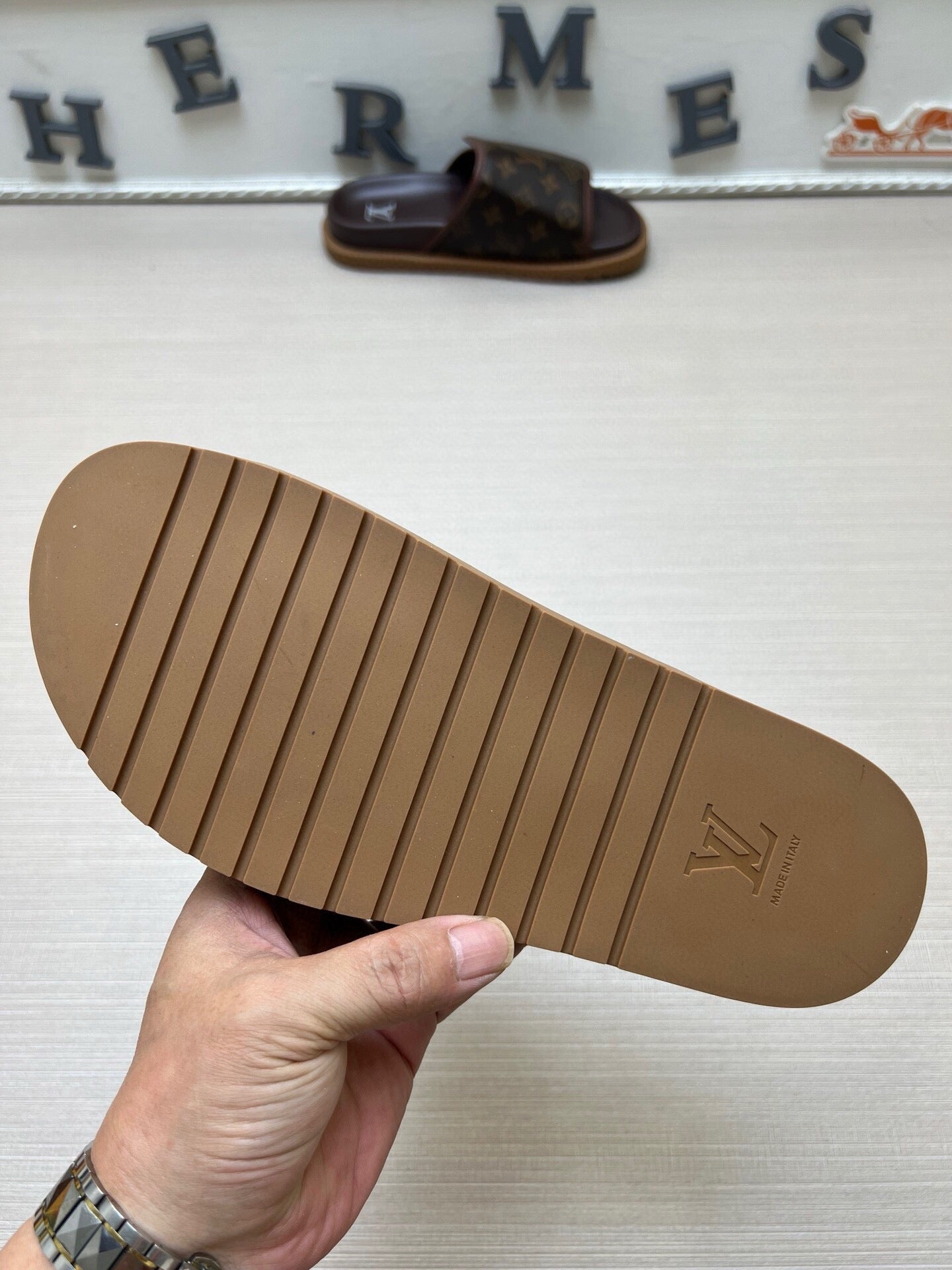 5WE245ZDE Stylish Slippers