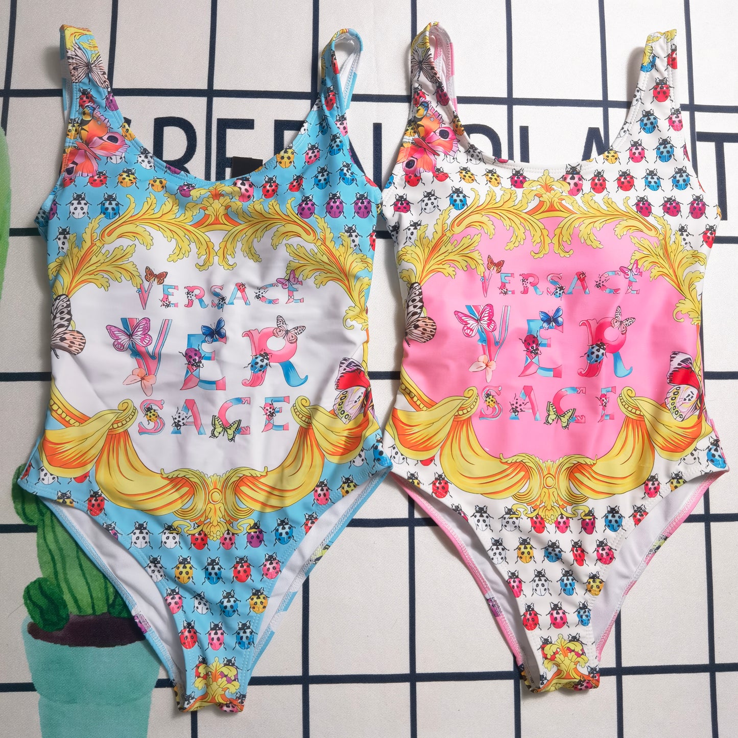 14V295YDE Stylish Bikini swimsuit