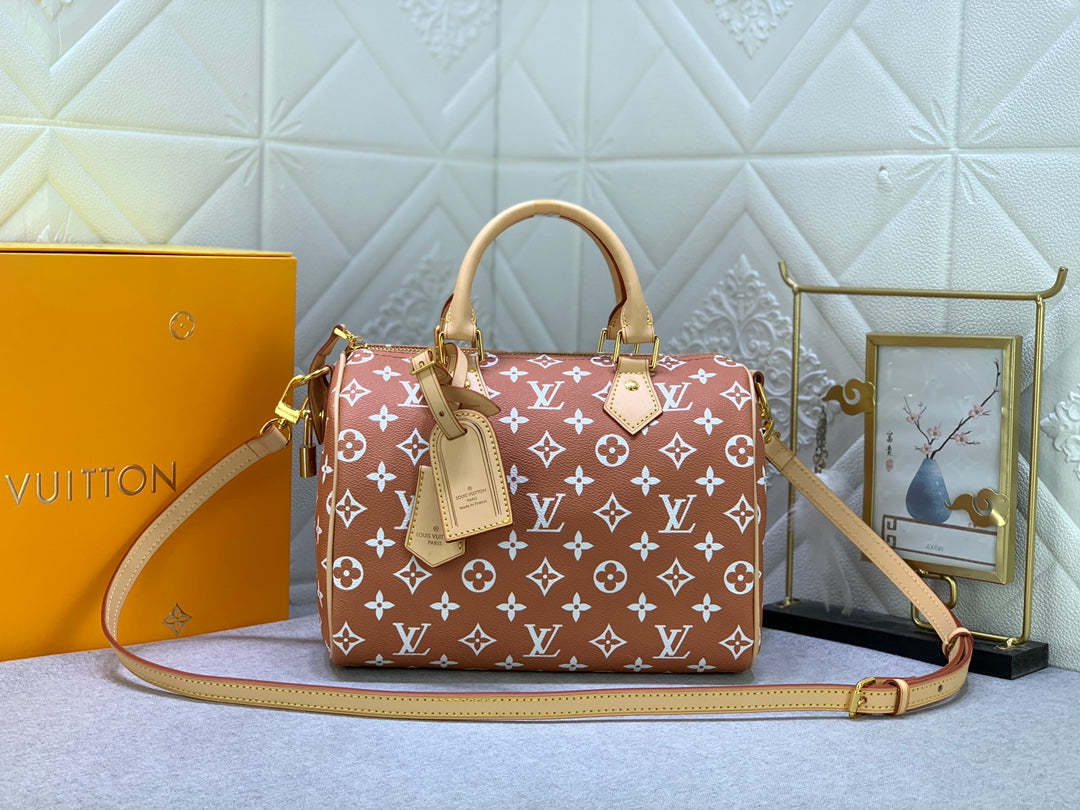 2XE268BDE Stylish leather bag 