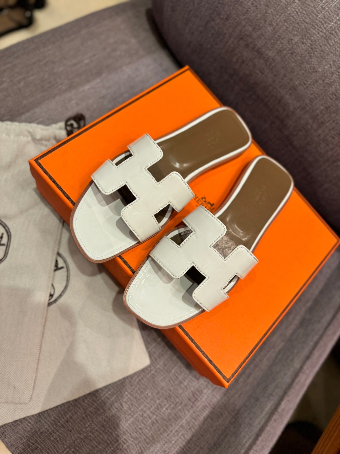 1ZH234ZDE Stylish Slippers