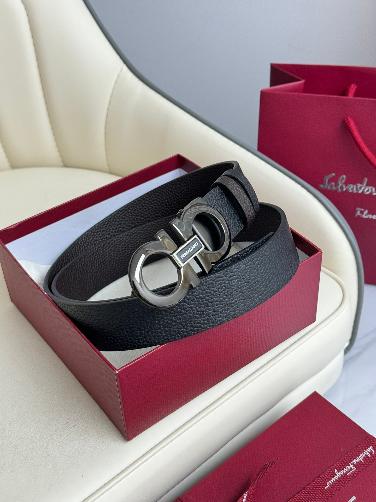 1WA168PDE Stylish  High quality belt With full package