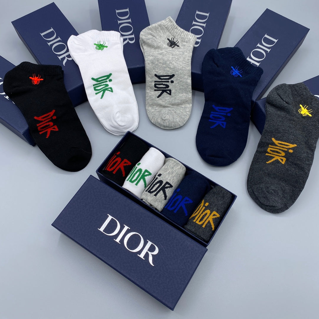235QD41SDE Stylish socks(5 pairs )