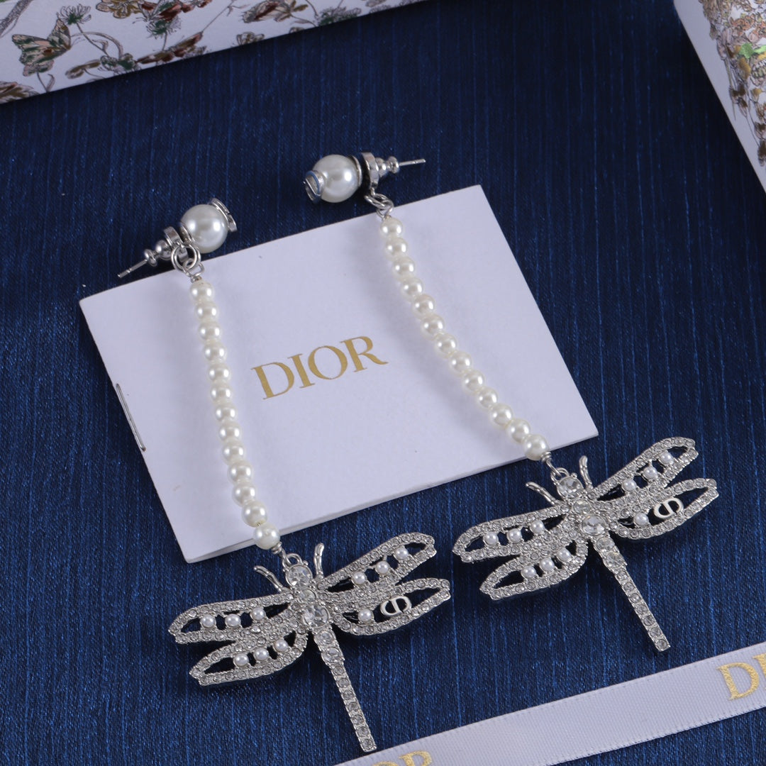 14D539EDE Stylish Earrings