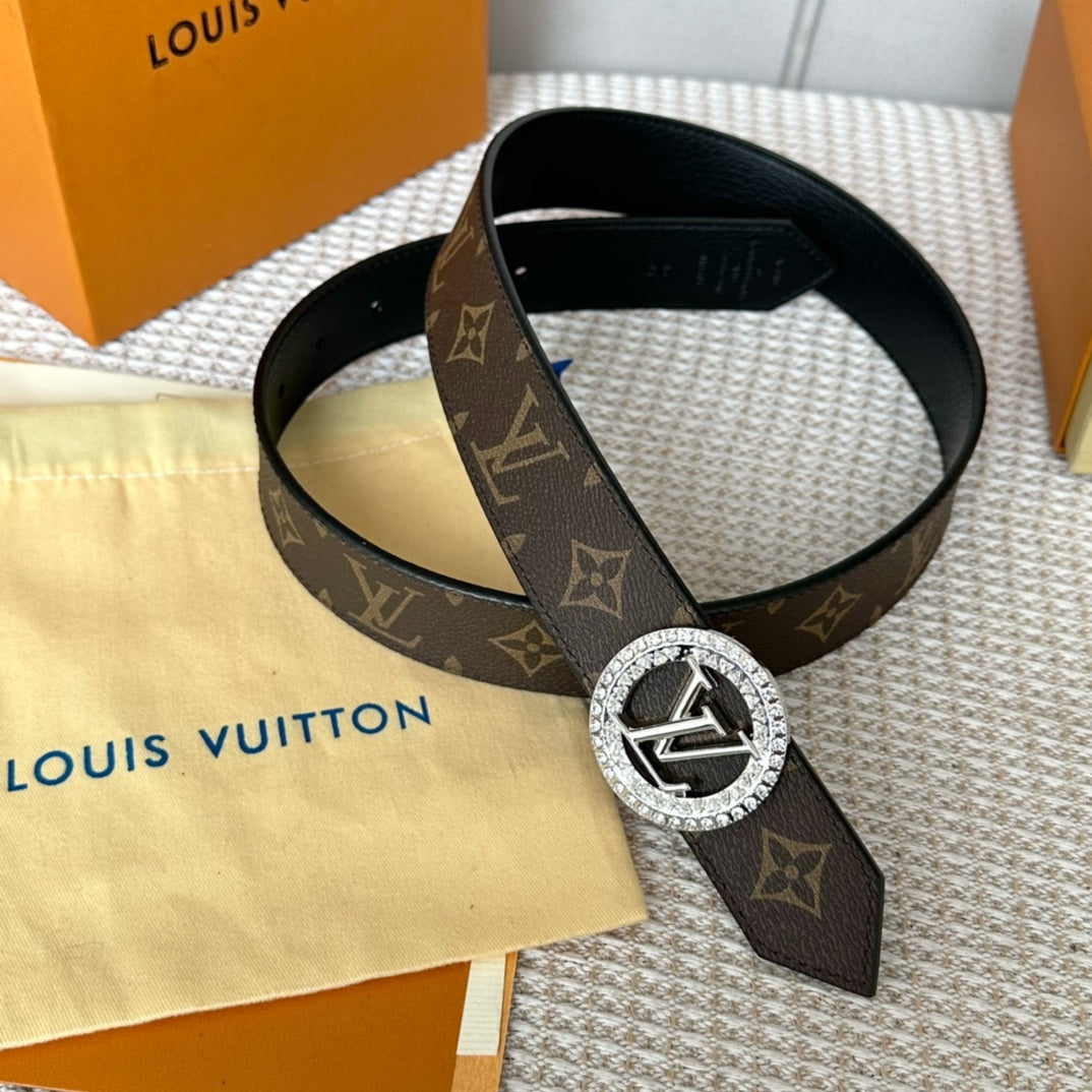 14E145PDE Stylish  High quality belt With full package