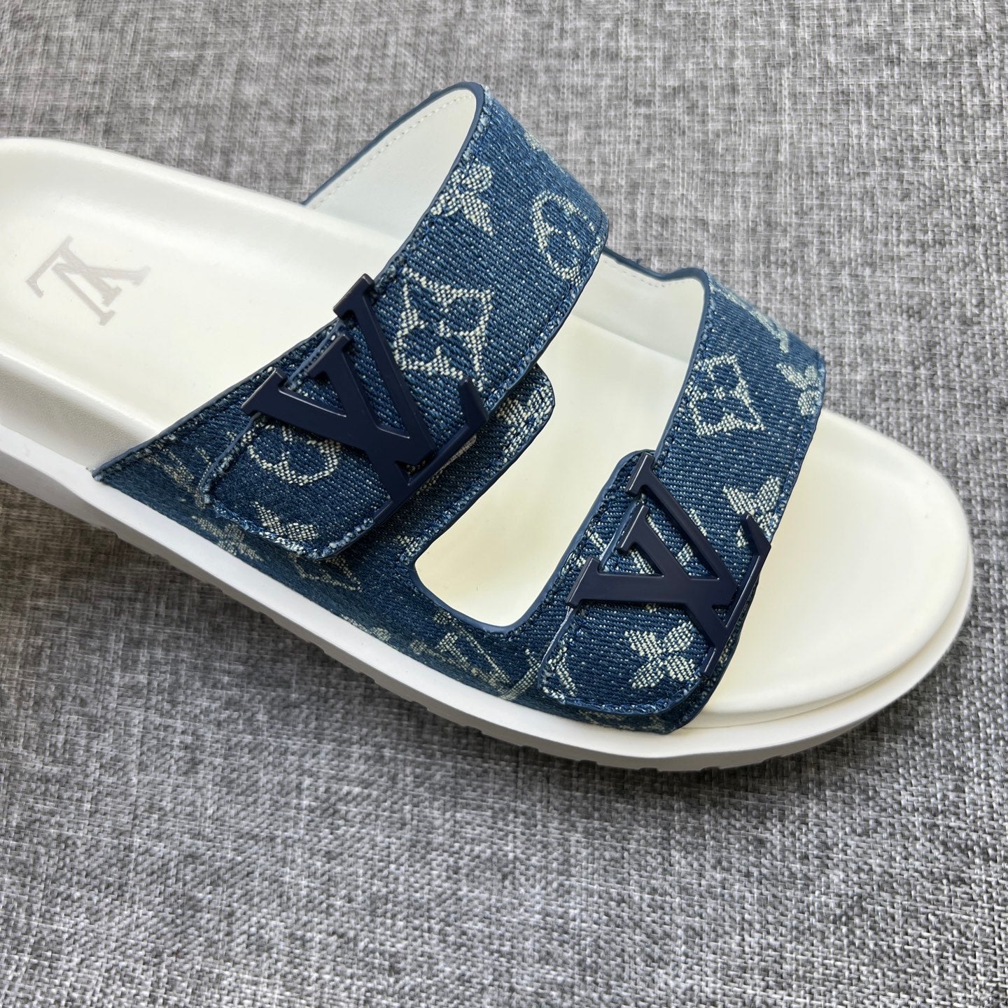535RE2ZDE Stylish Slippers shoes