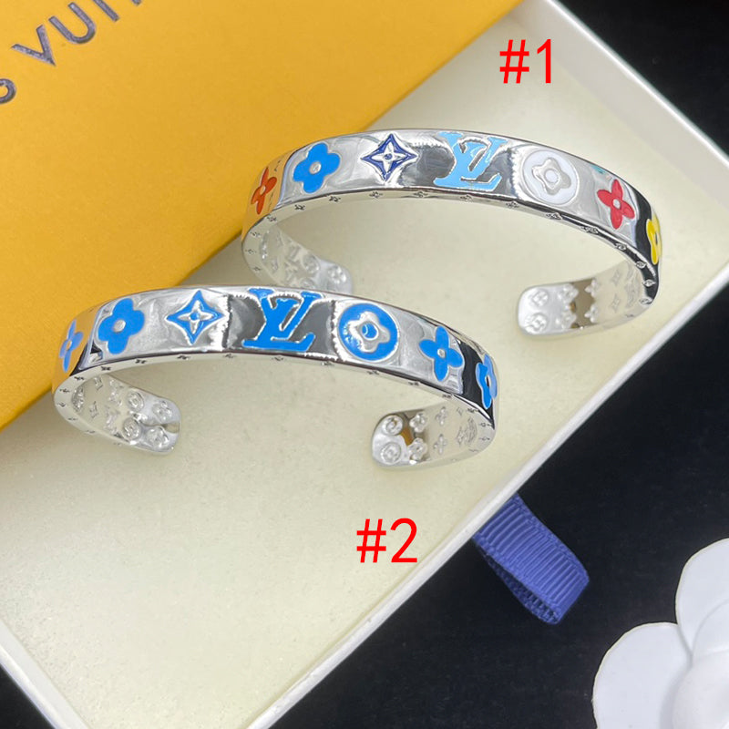 14E1054KDE Stylish Bracelets