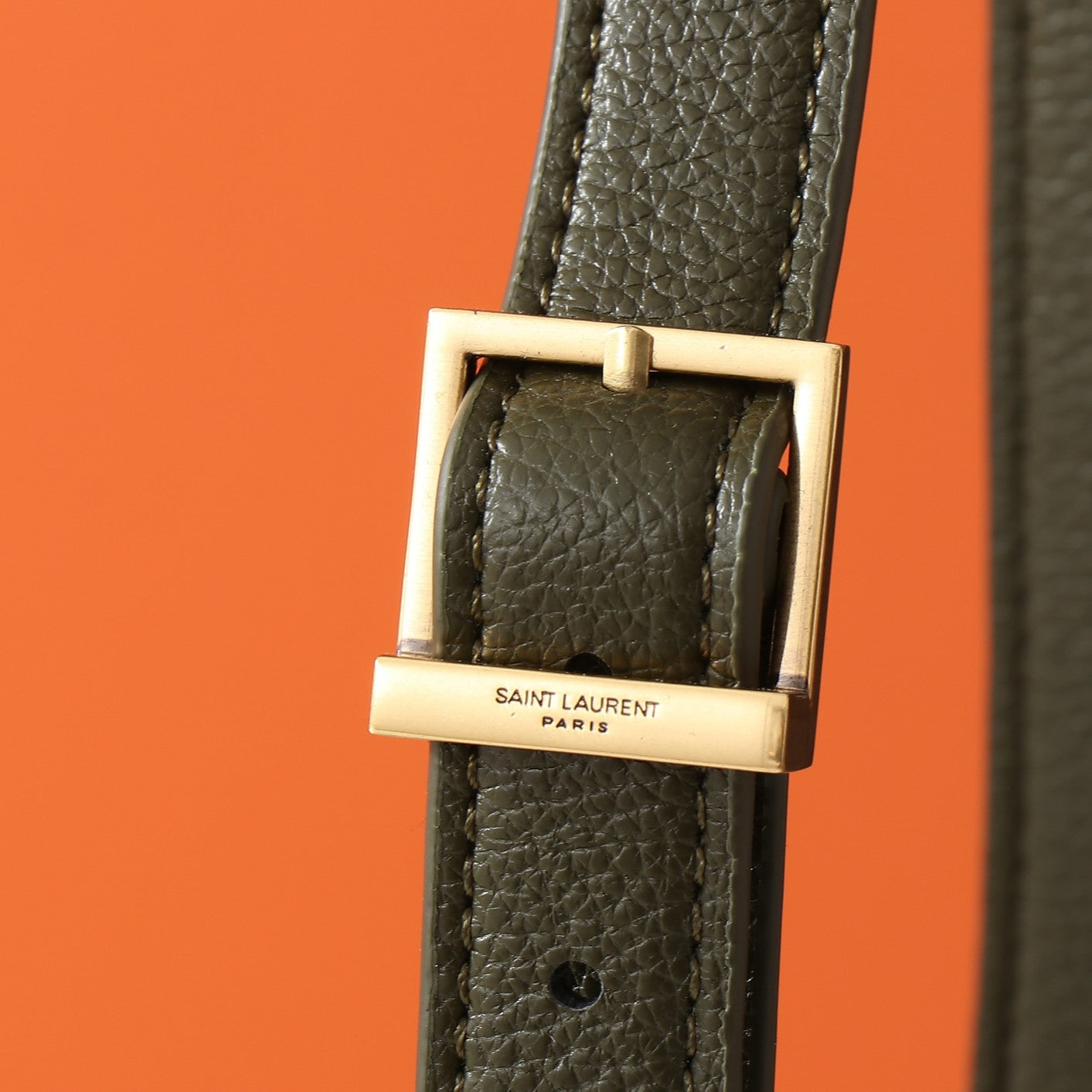 165NSL115BDE Stylish leather bag