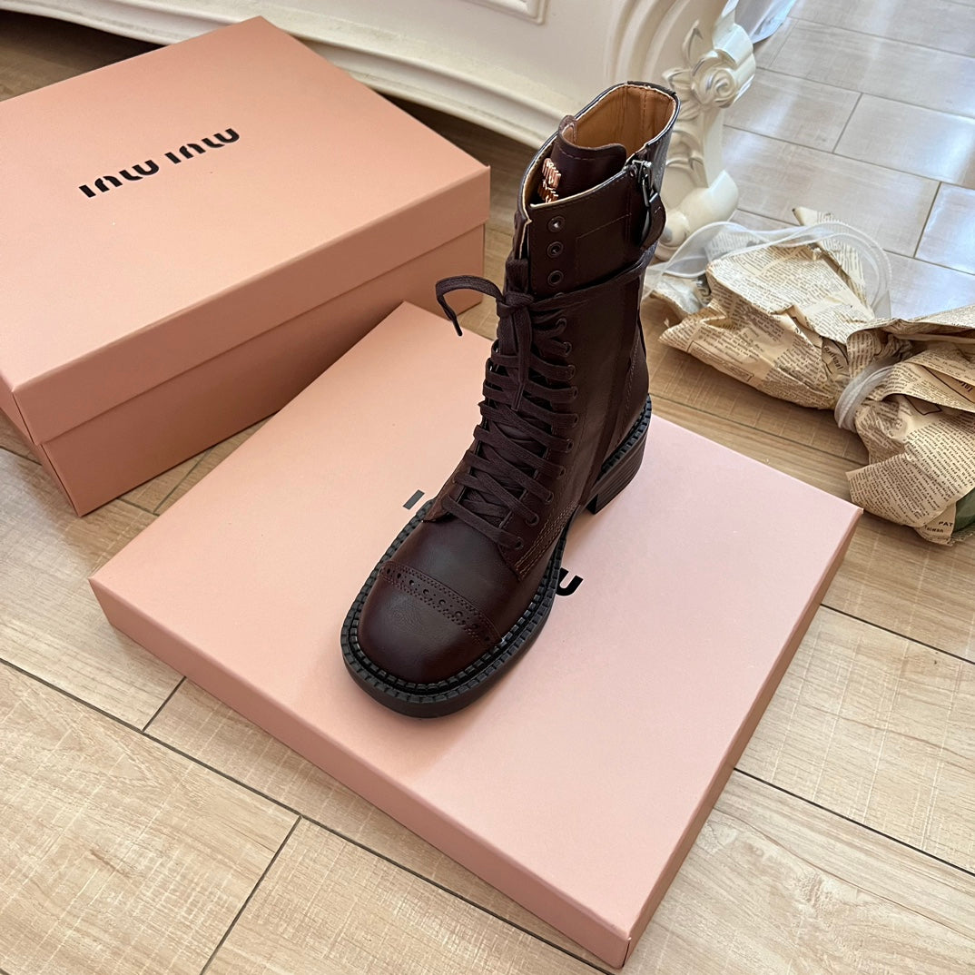 1XA60ZDE Stylish leather  boots