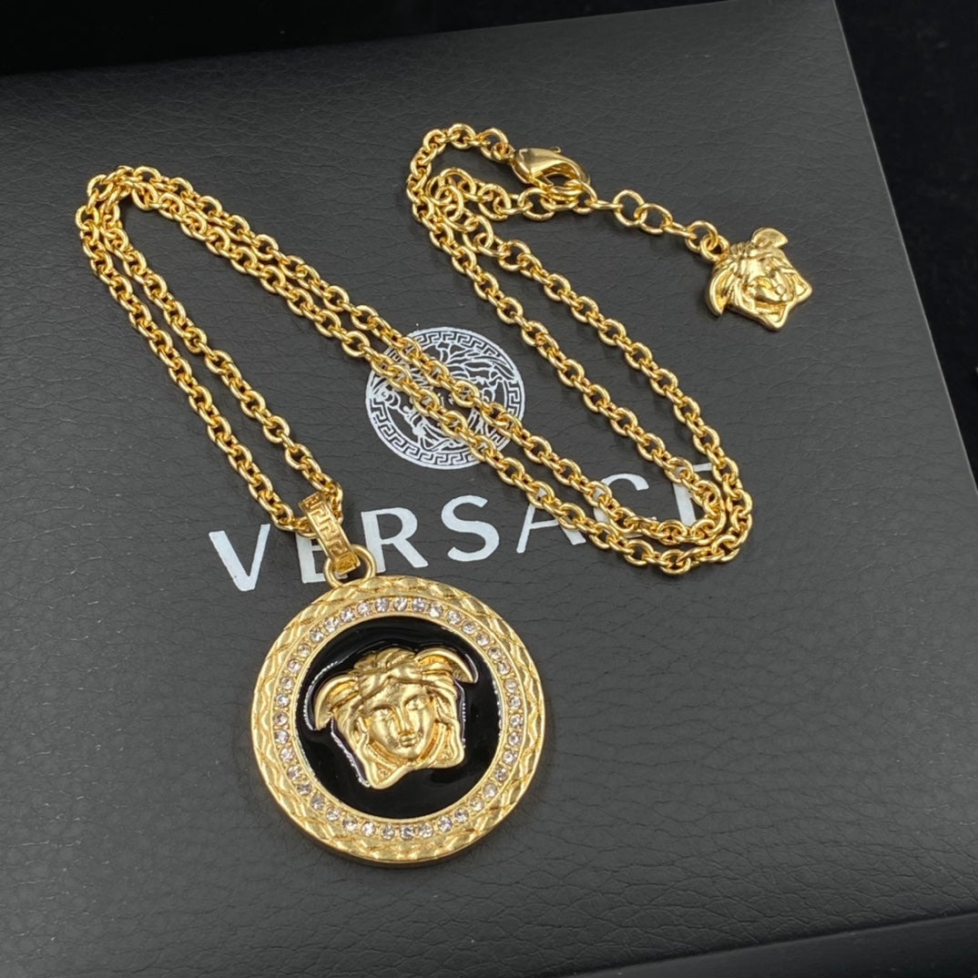 175RV80XDE Stylish Necklace . Bracelets