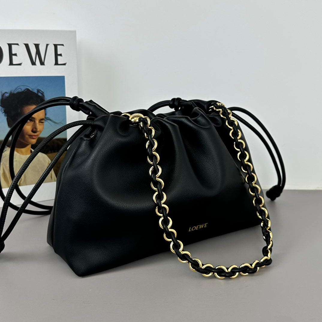 1XA64BDE Stylish leather bag