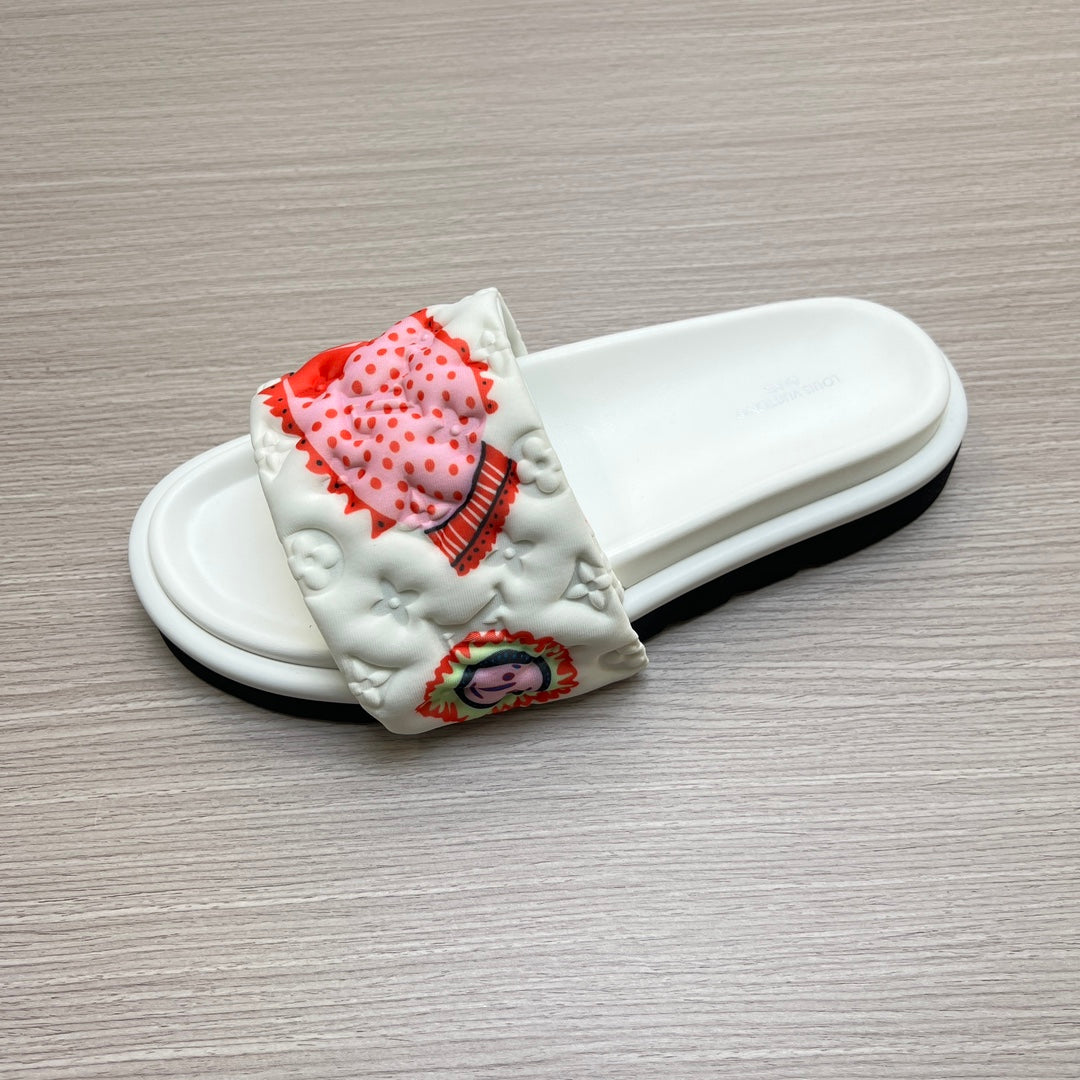 5YE154ZDE Stylish Slippers