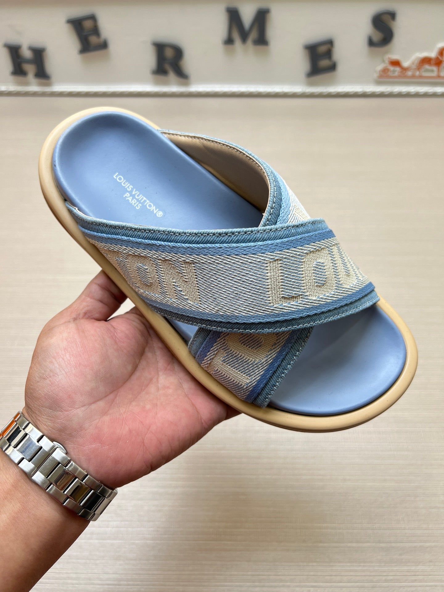 535ZE272ZDE Stylish Slippers