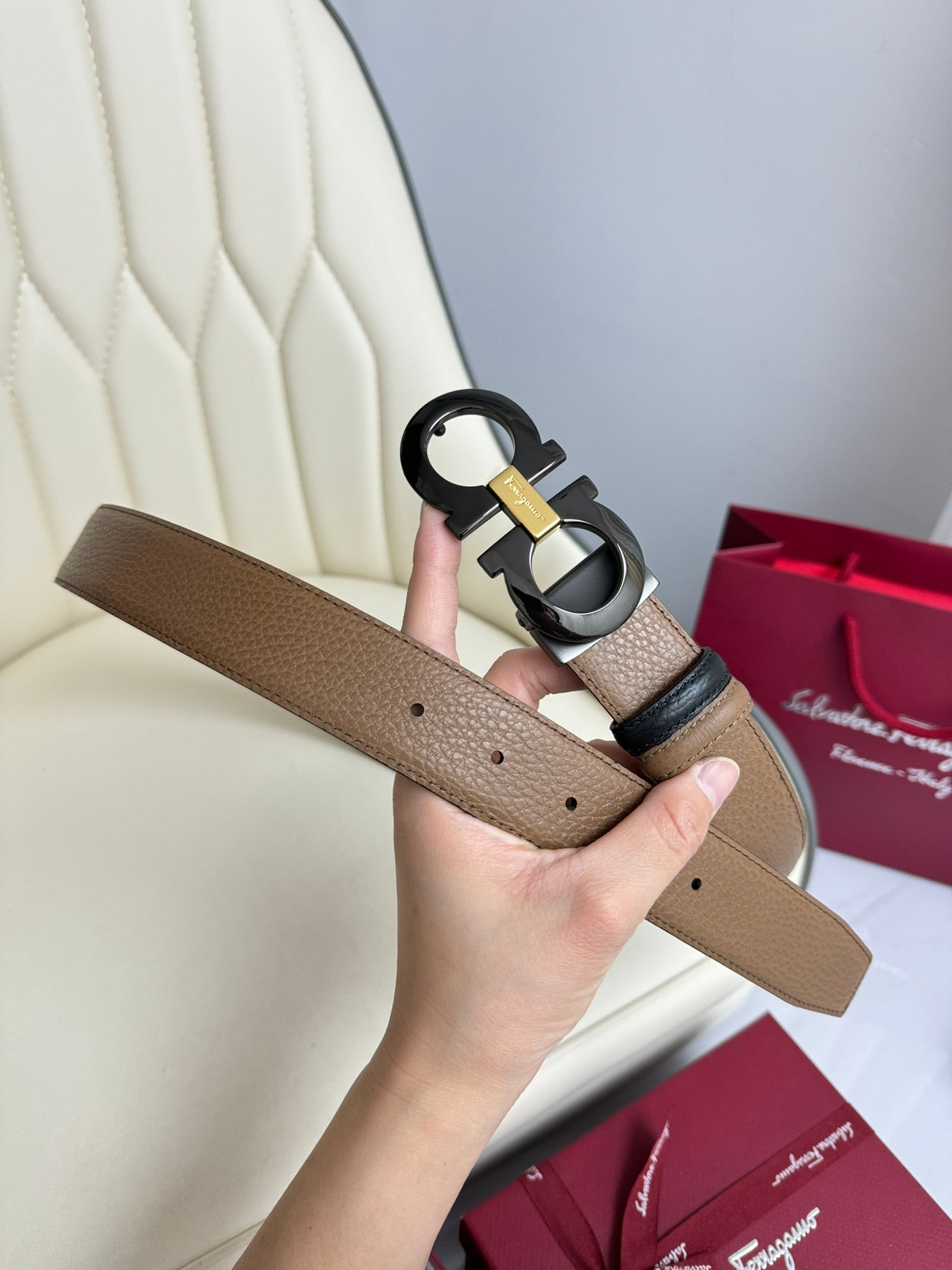1WA169PDE Stylish  High quality belt With full package