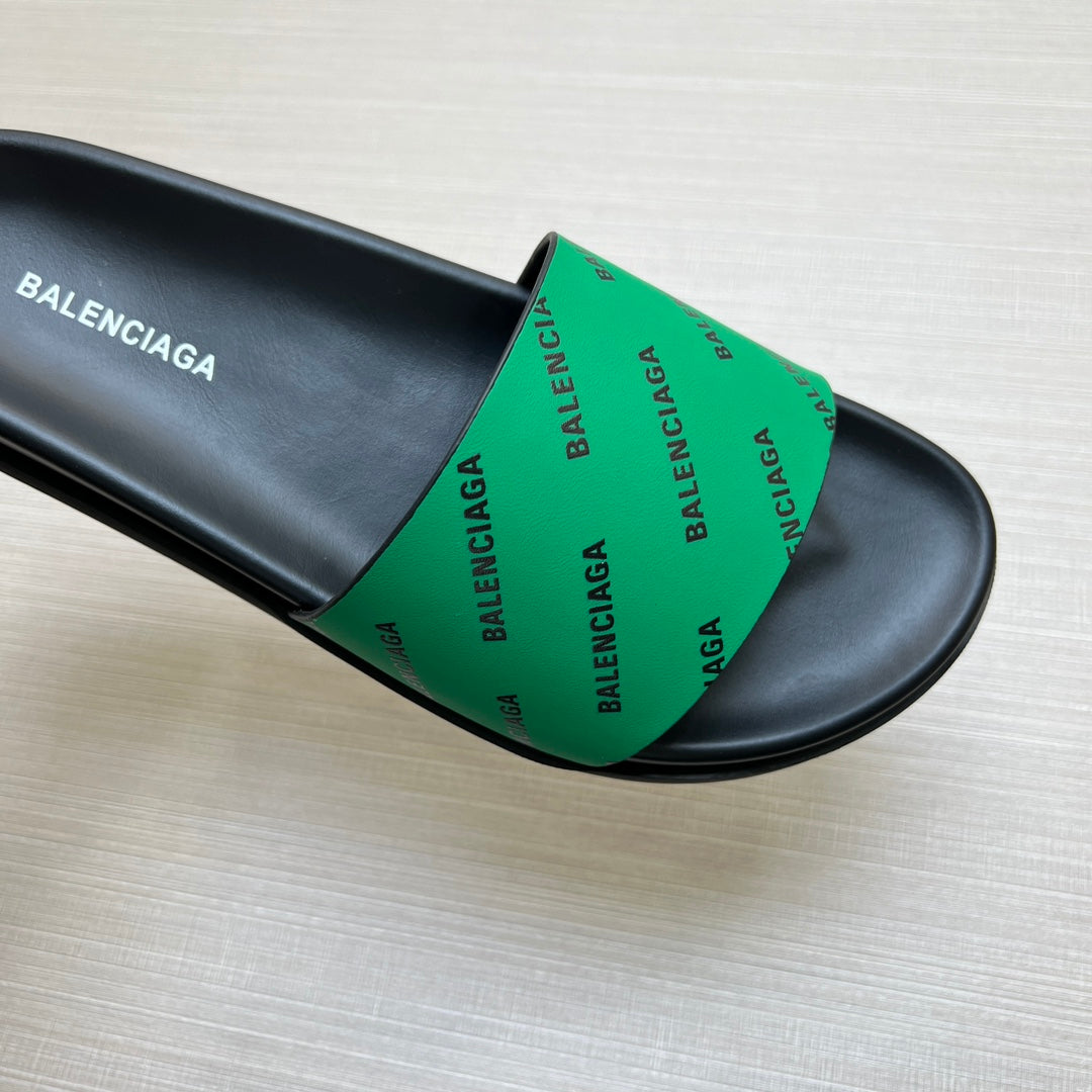 54J99ZDE Stylish slippers