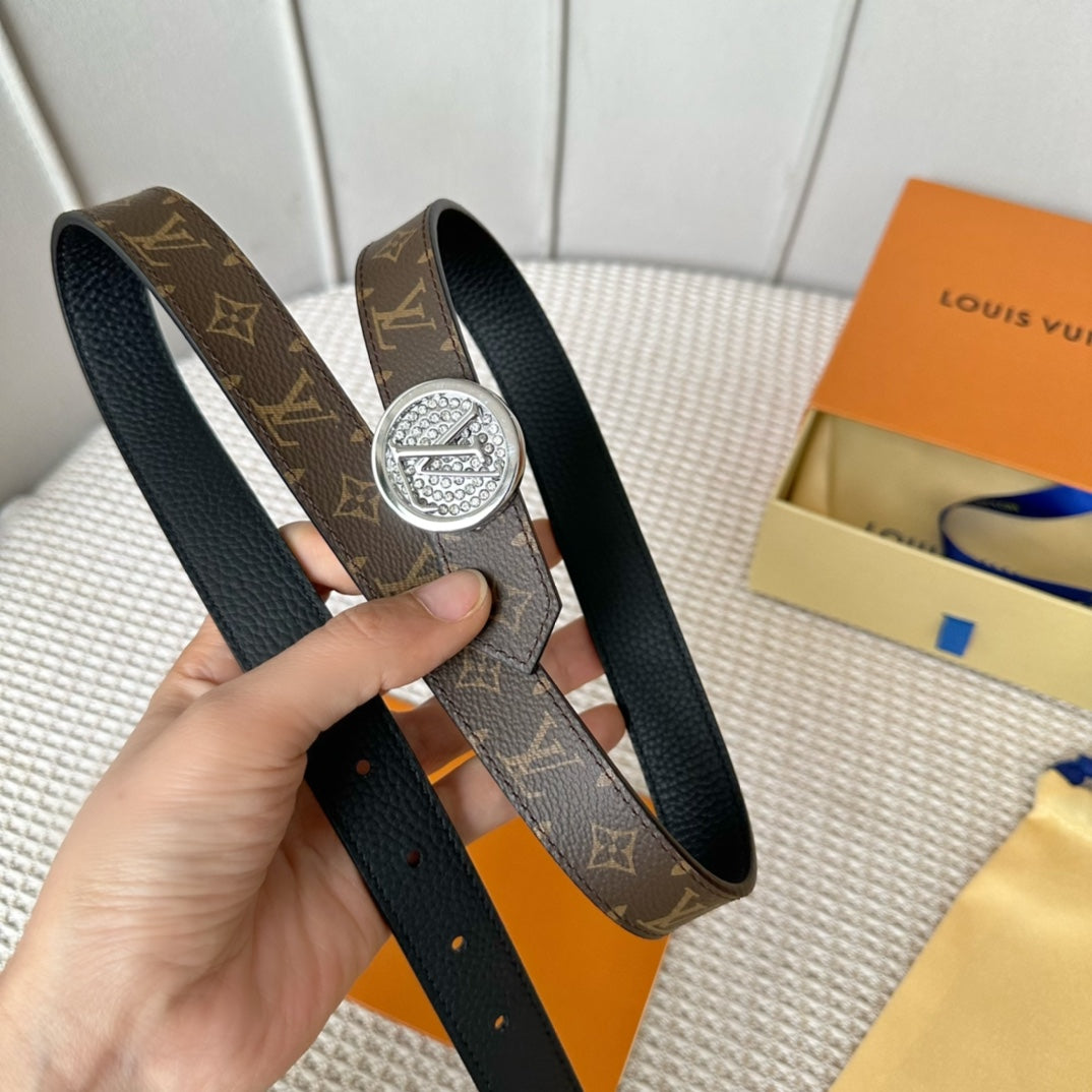 14E71PDE Stylish  High quality belt With full package