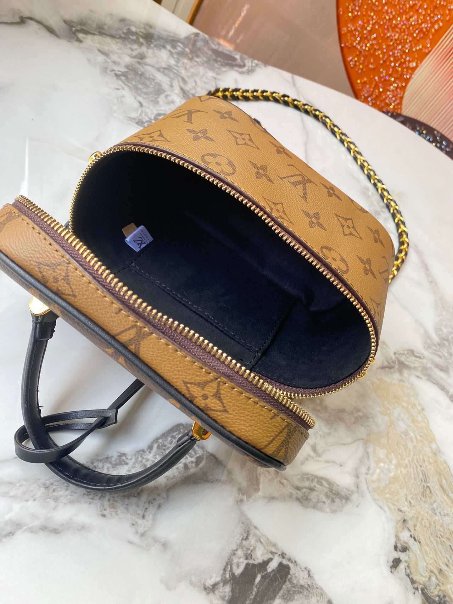 2XE121BDE Stylish leather bag 