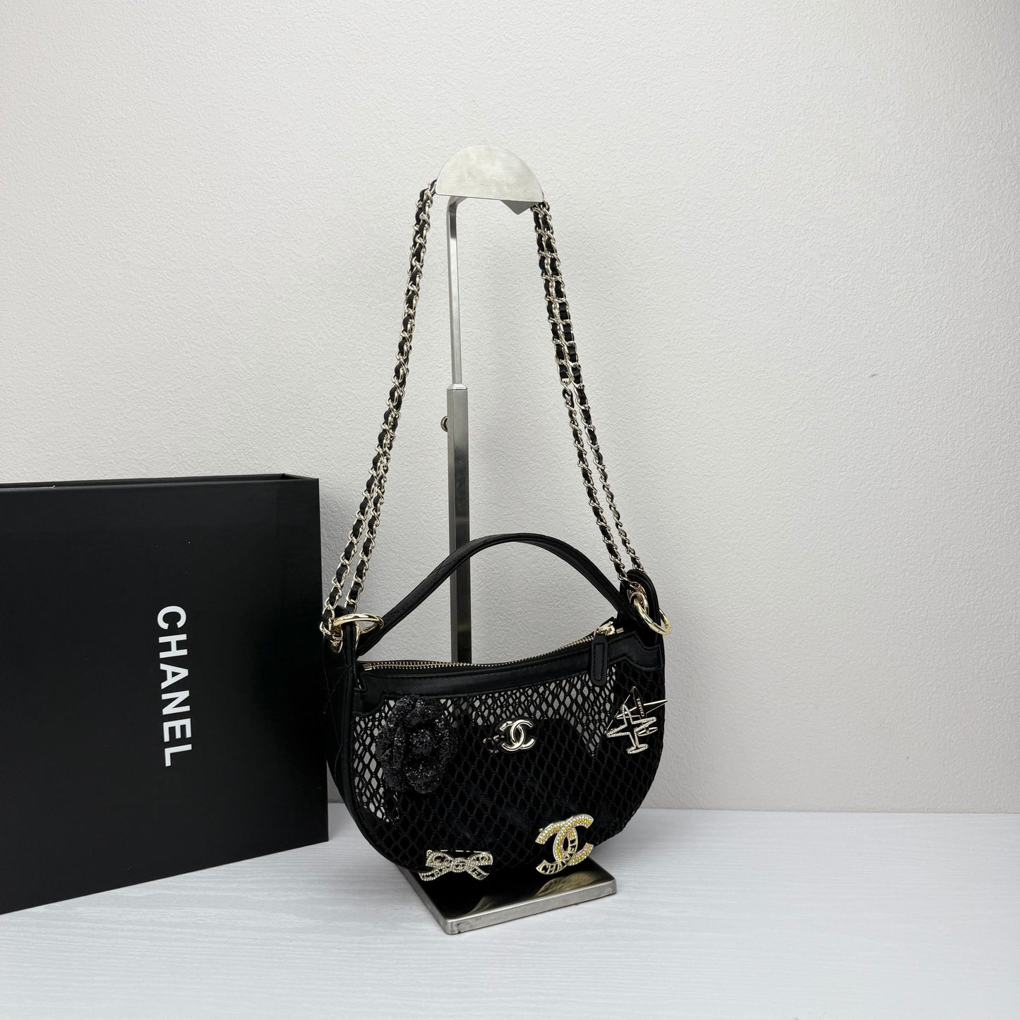 15RC48BDE Stylish leather bag