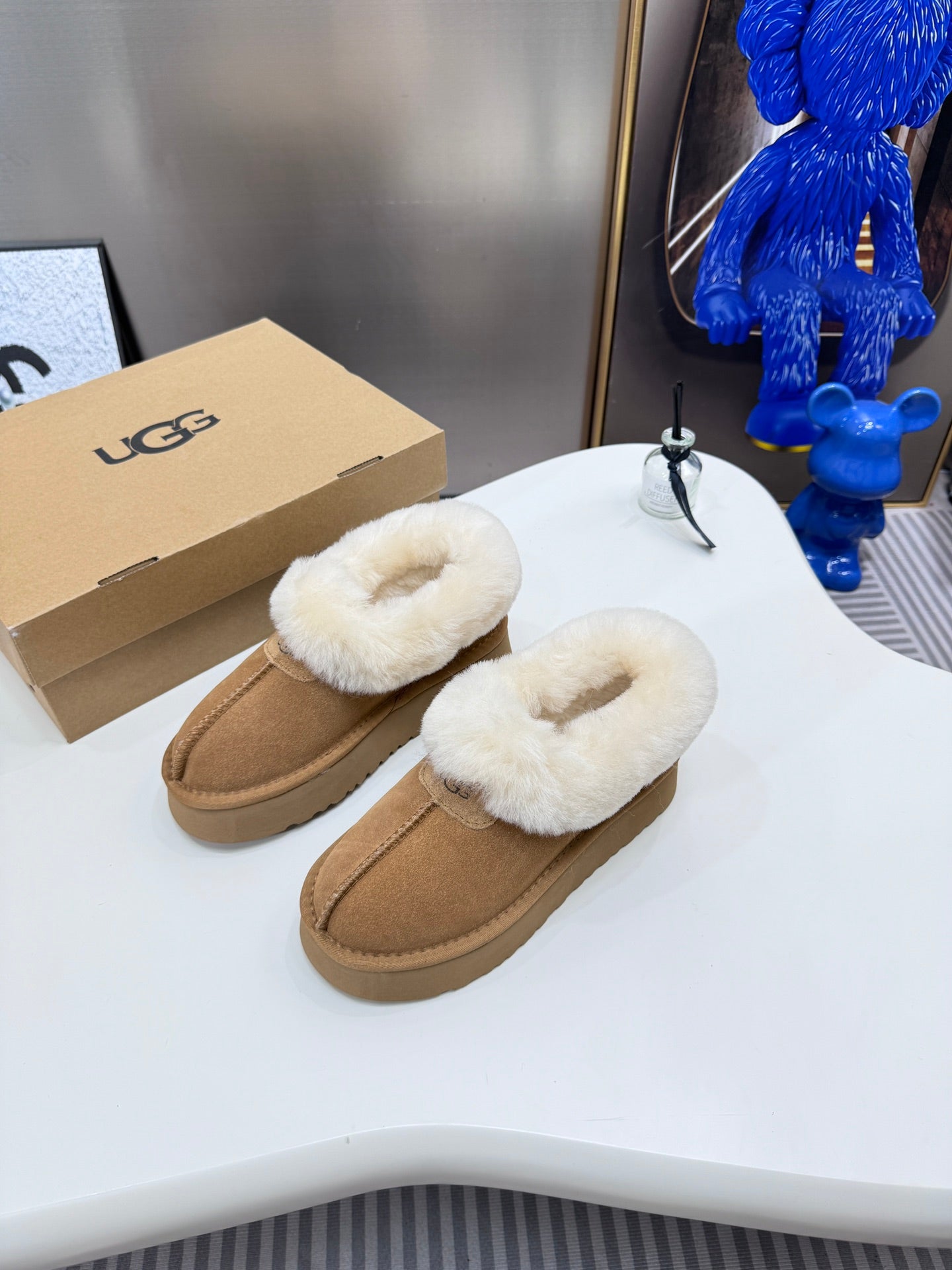 1LU12ZDE Stylish snow boots