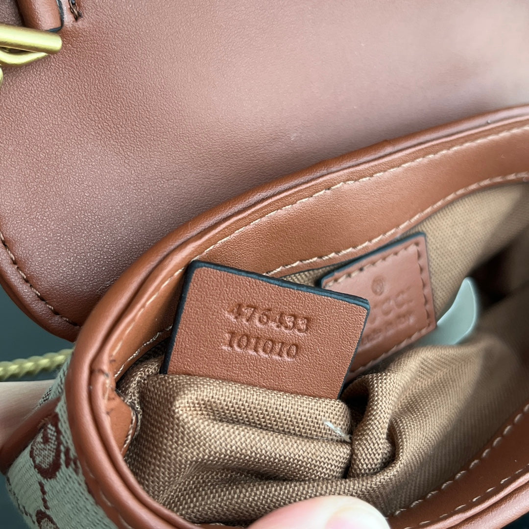 2WB30BDE Stylish bag