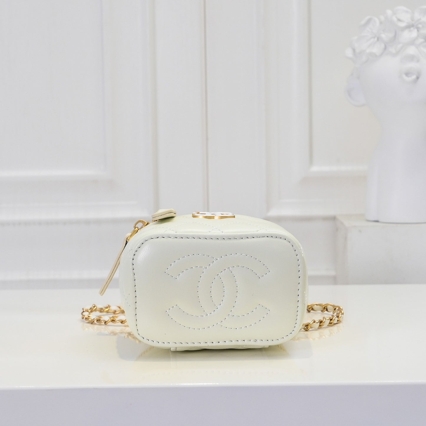 155XC32BDE Stylish leather bag