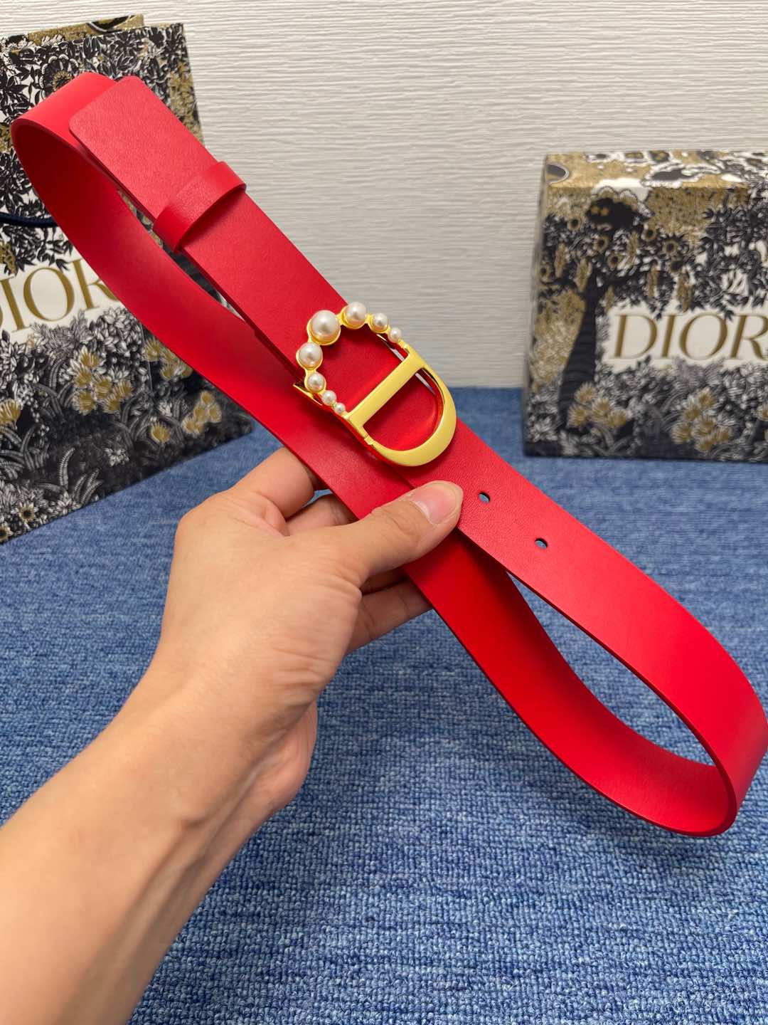 155RD200PDE Stylish  High quality belt With full package