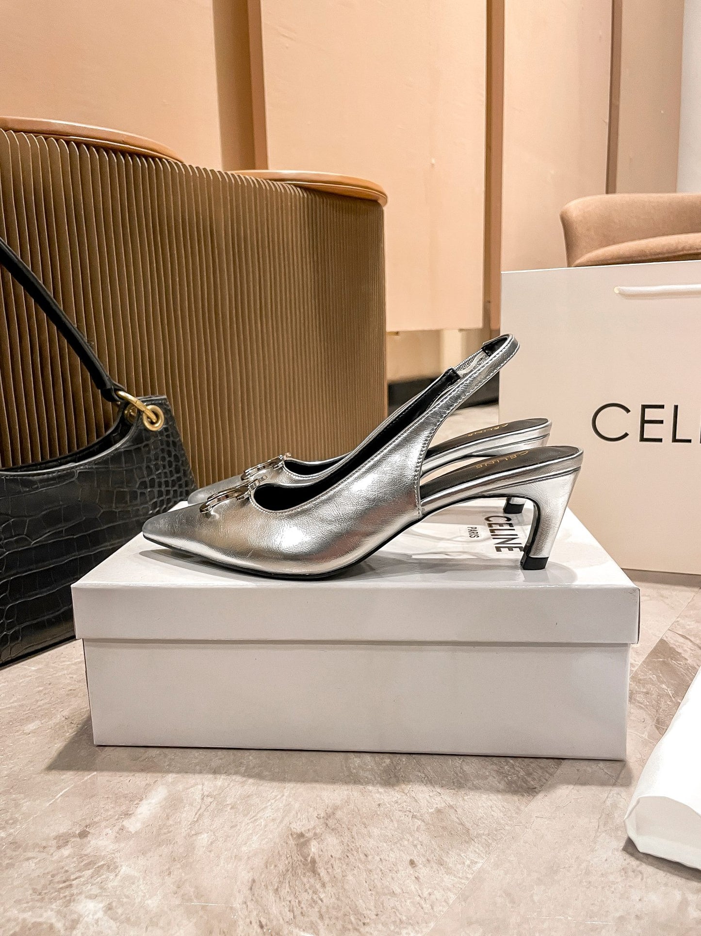 14CL87ZDE Stylish High heels Heel height 5cm