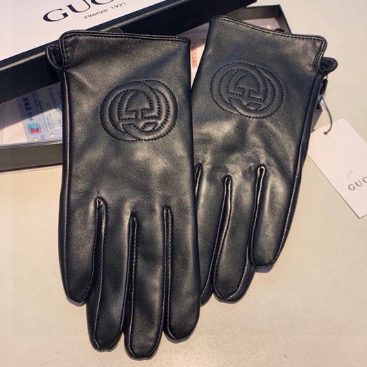 14B16SDE Stylish sheepskin gloves