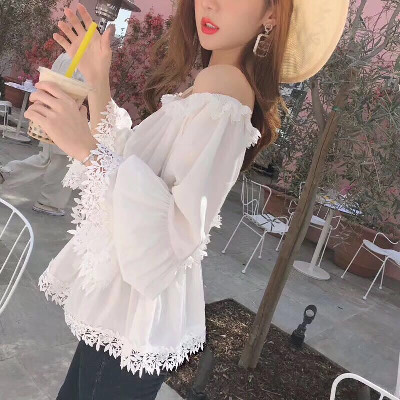 14C60EDE Stylish Earrings