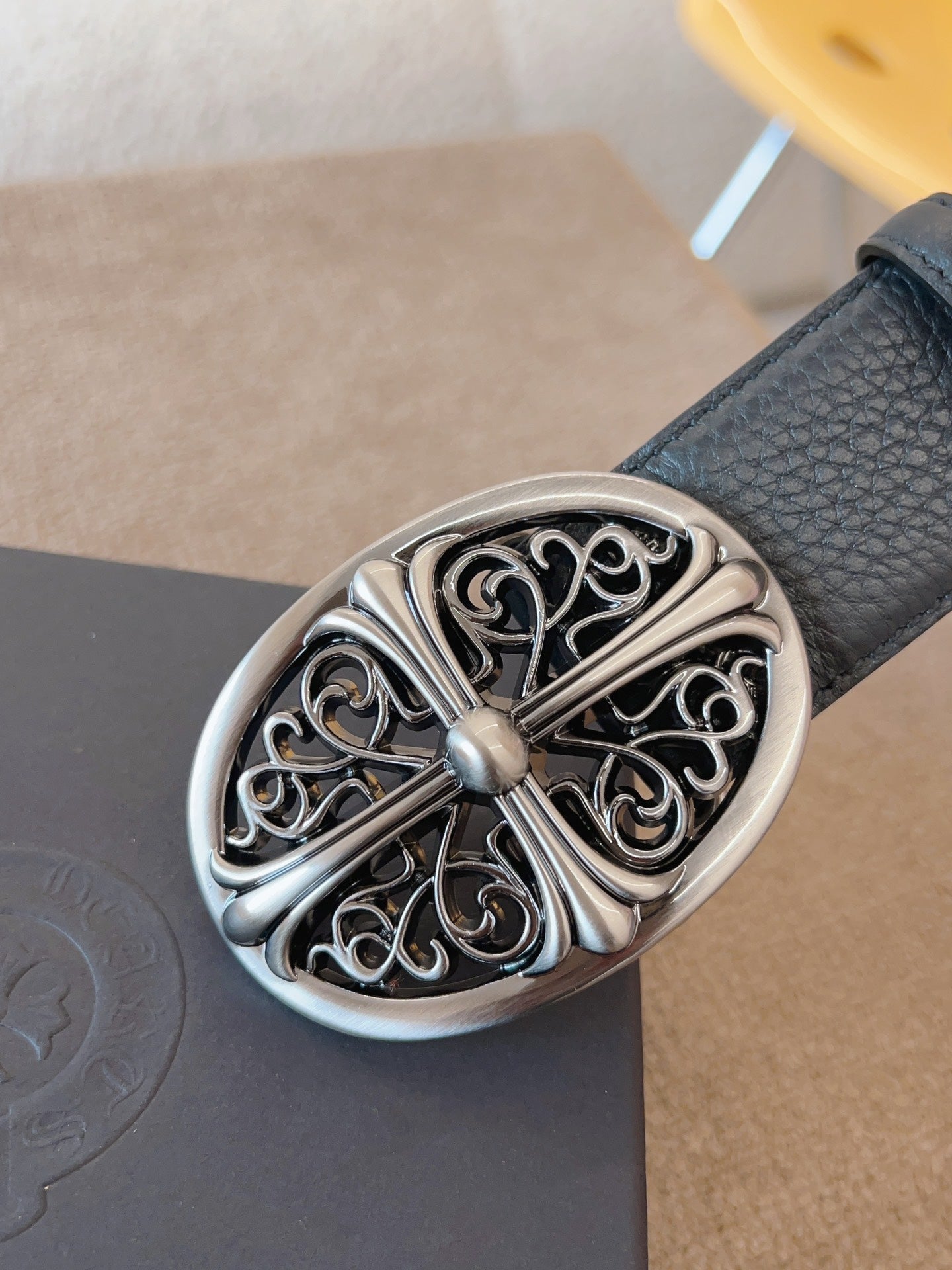 255RA15PDE Stylish  High quality belt With full package