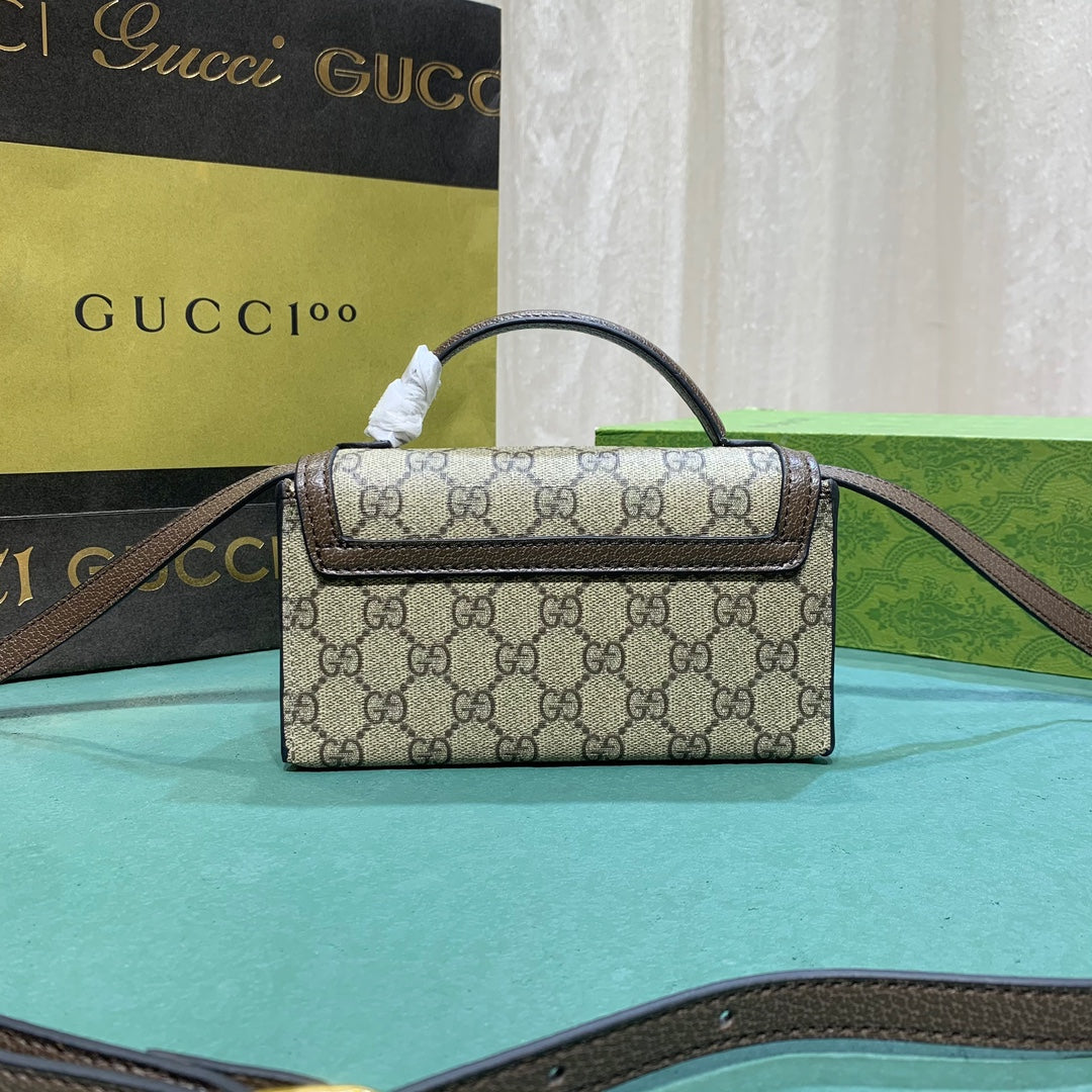 155NB71BDE Stylish leather bag