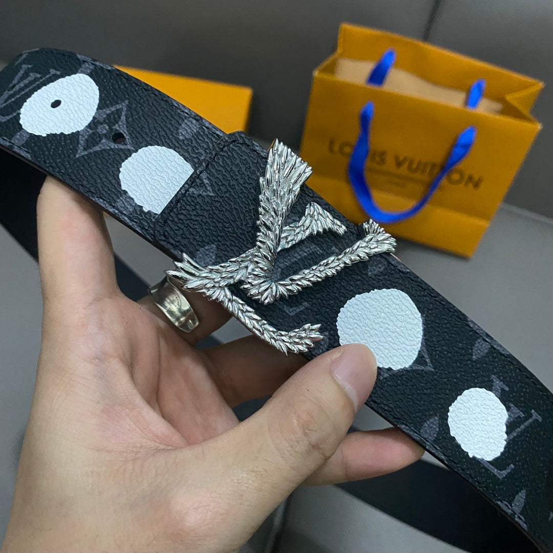 14E135PDE Stylish  High quality belt With full package