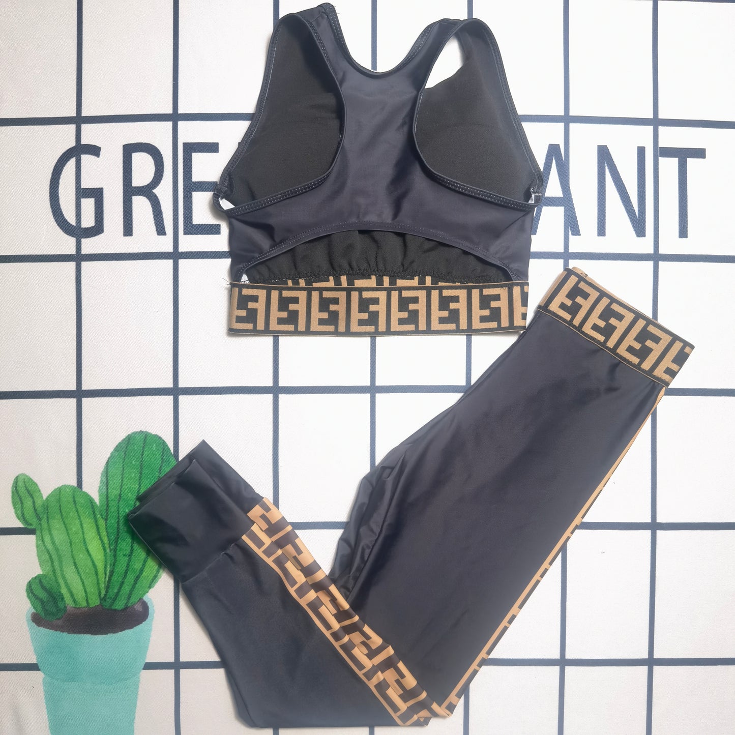 14F113YDE Stylish Long sleeve swimsuit