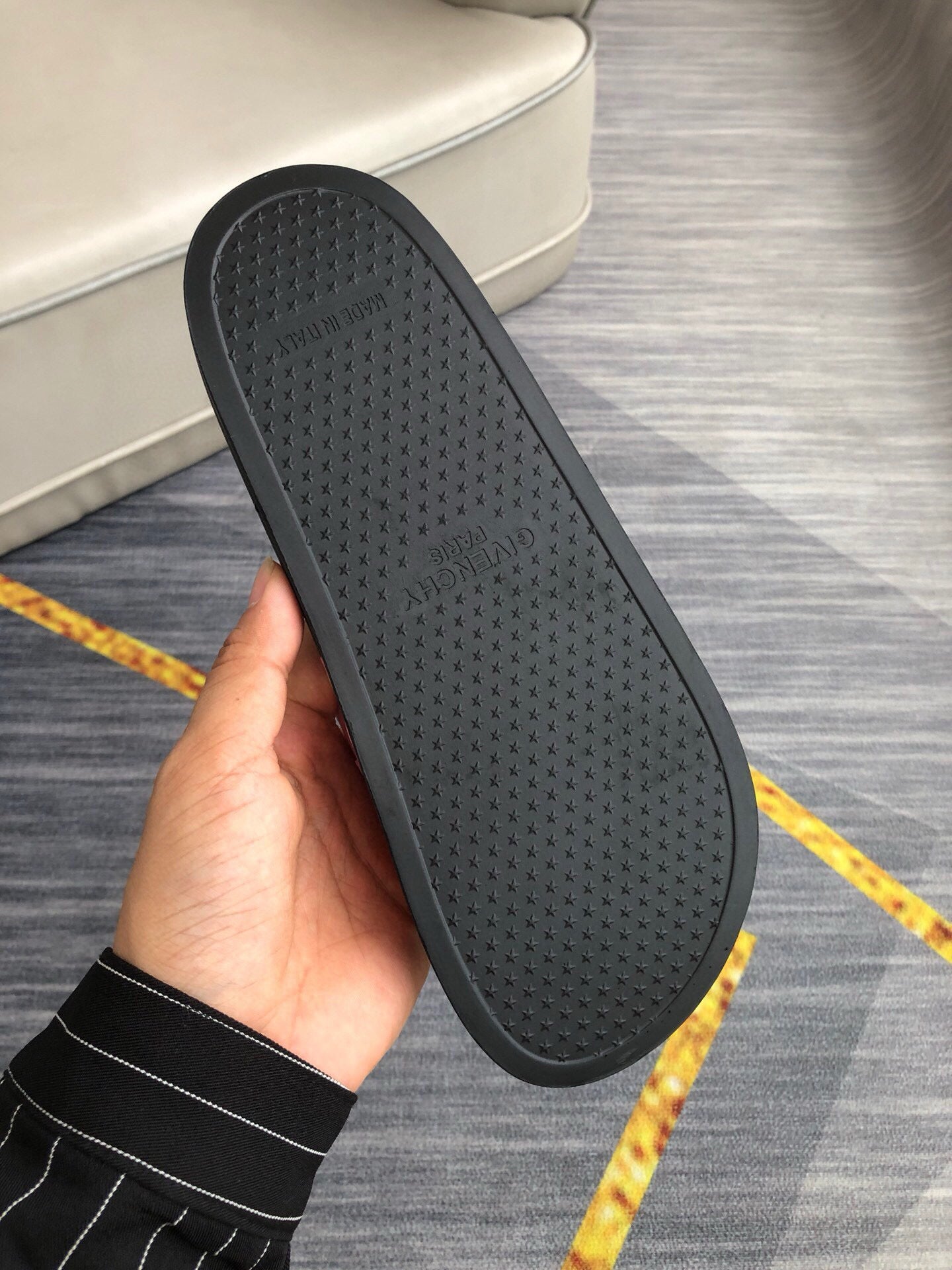 535ZGV265ZDE Stylish Slippers