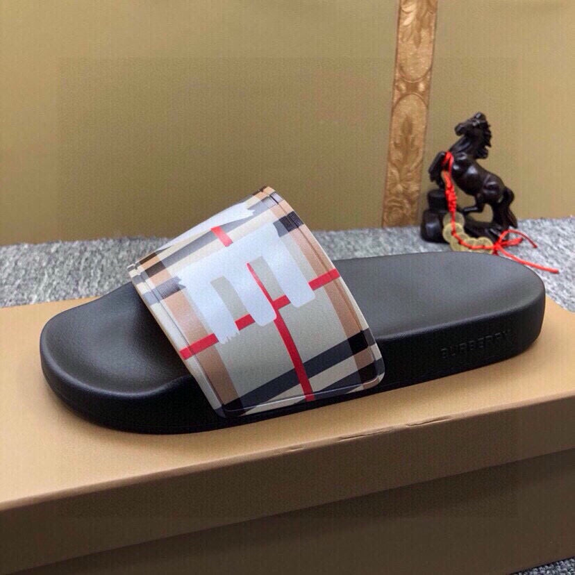 535ZR257ZDE Stylish Slippers