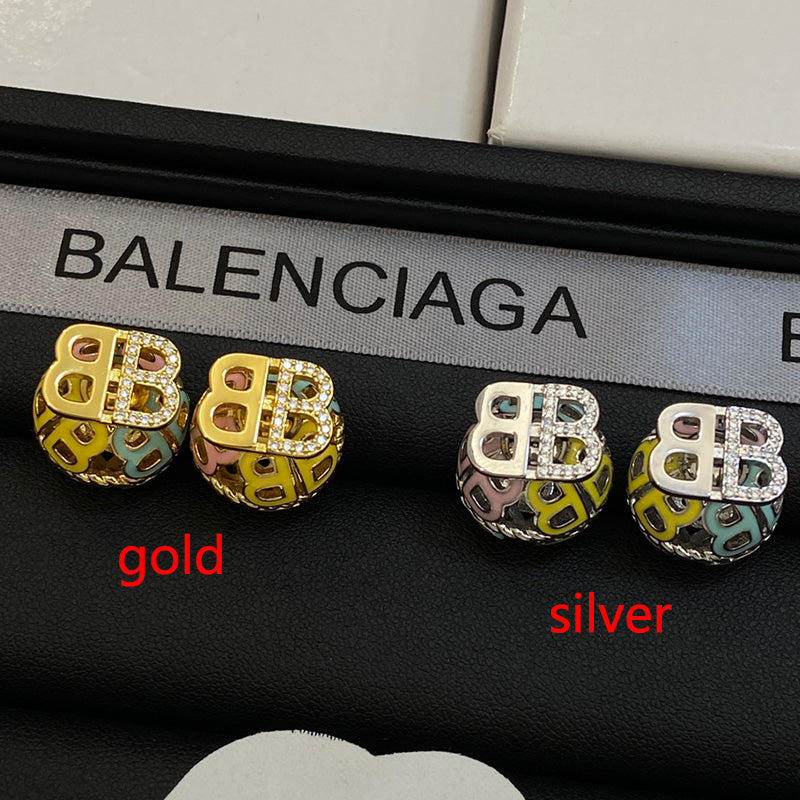 1YJ438EDE Stylish Earrings