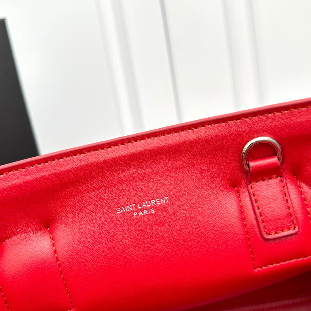 1XSL268BDE Stylish leather bag 