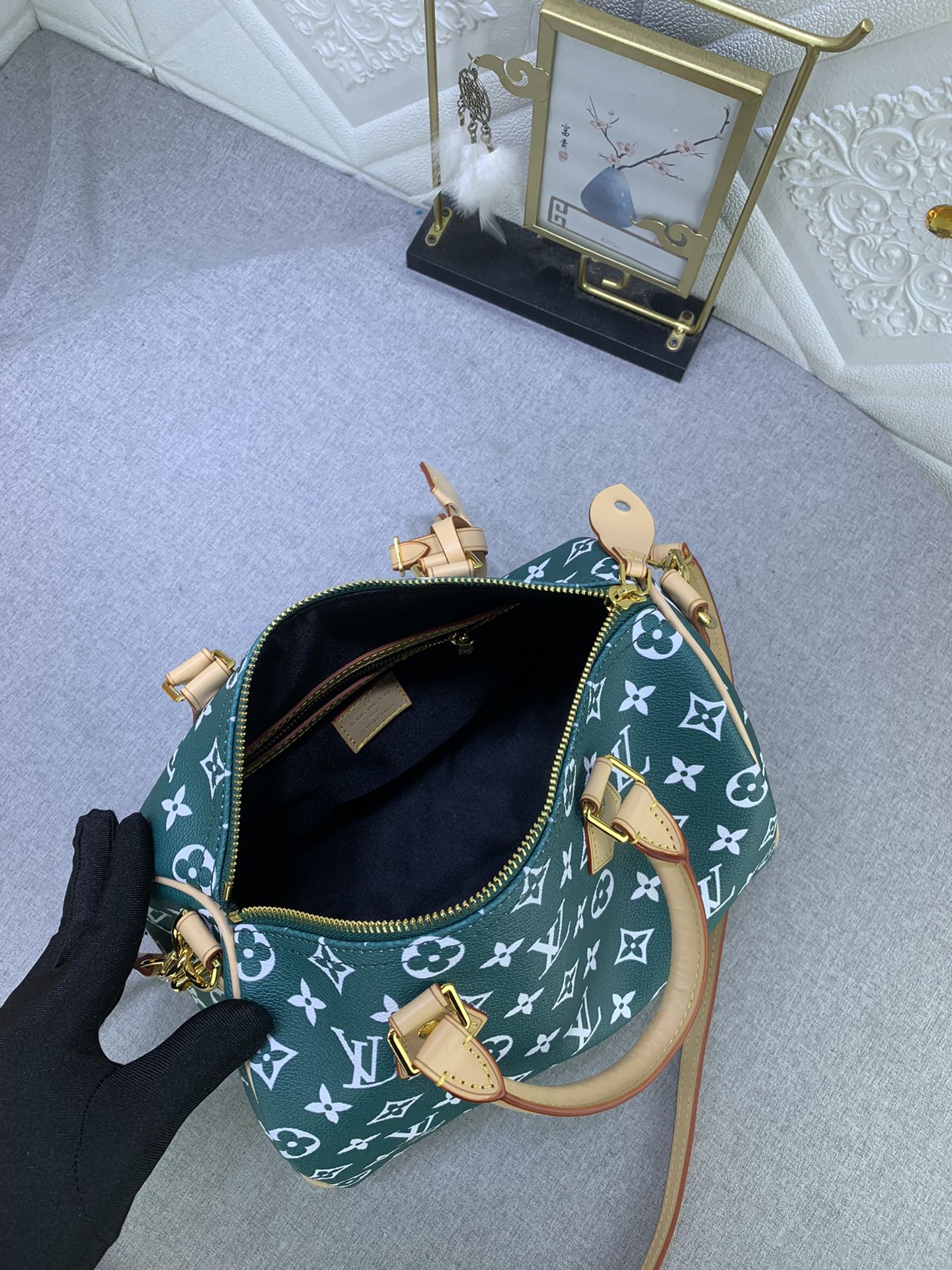 2XE268BDE Stylish leather bag 