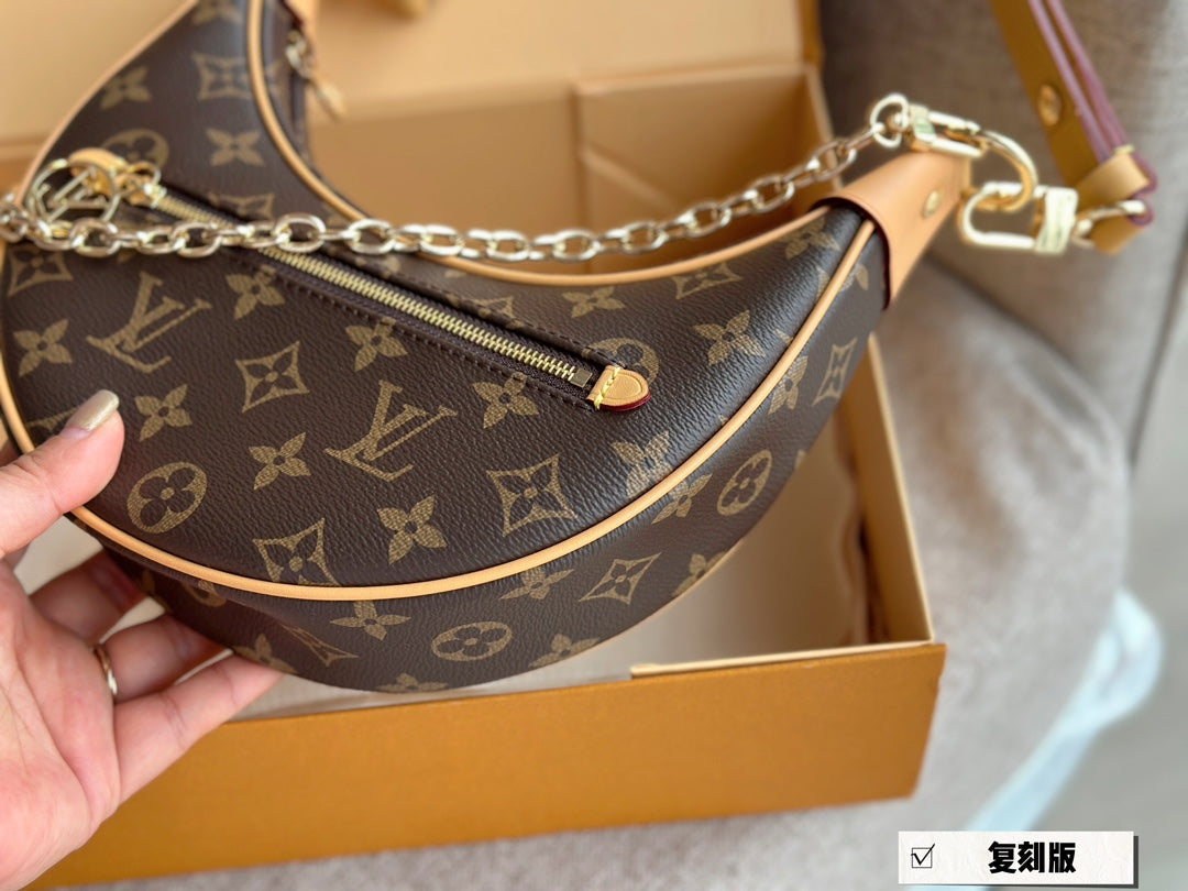 6XE134BDE Stylish leather bag 