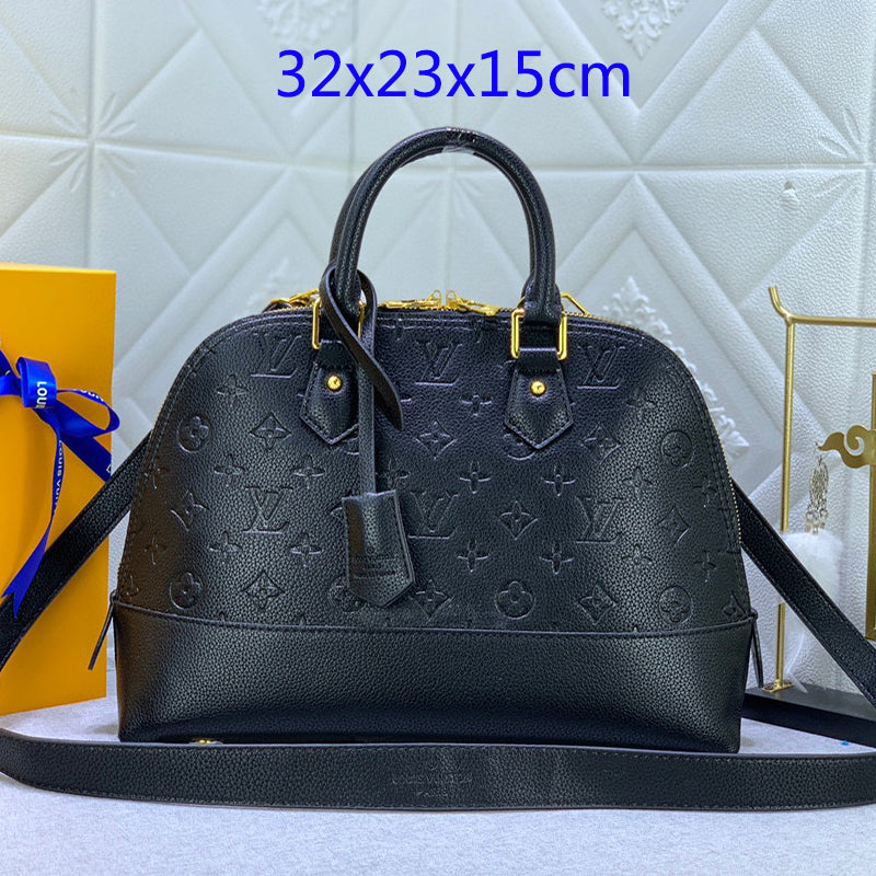2XE319BDE Stylish leather bag 