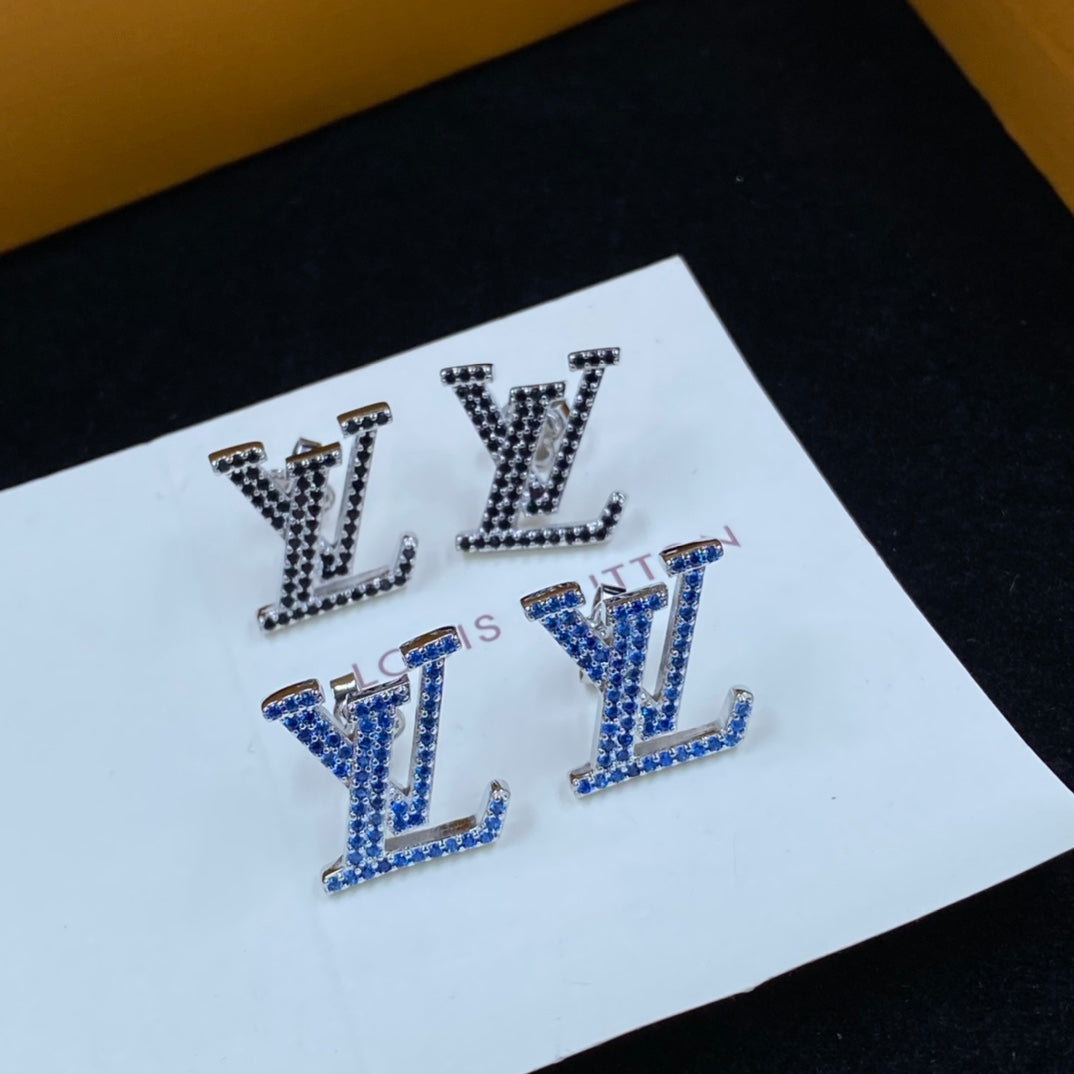 1YE340EDE Stylish Earrings