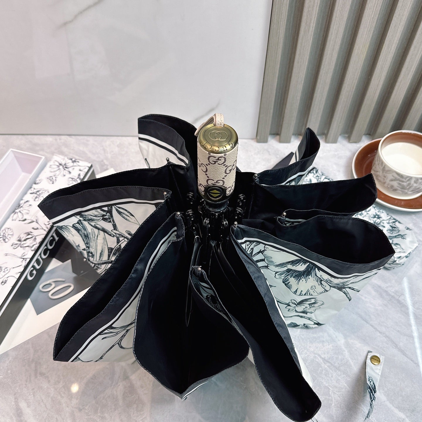15RB85SDE Stylish UV resistant umbrella
