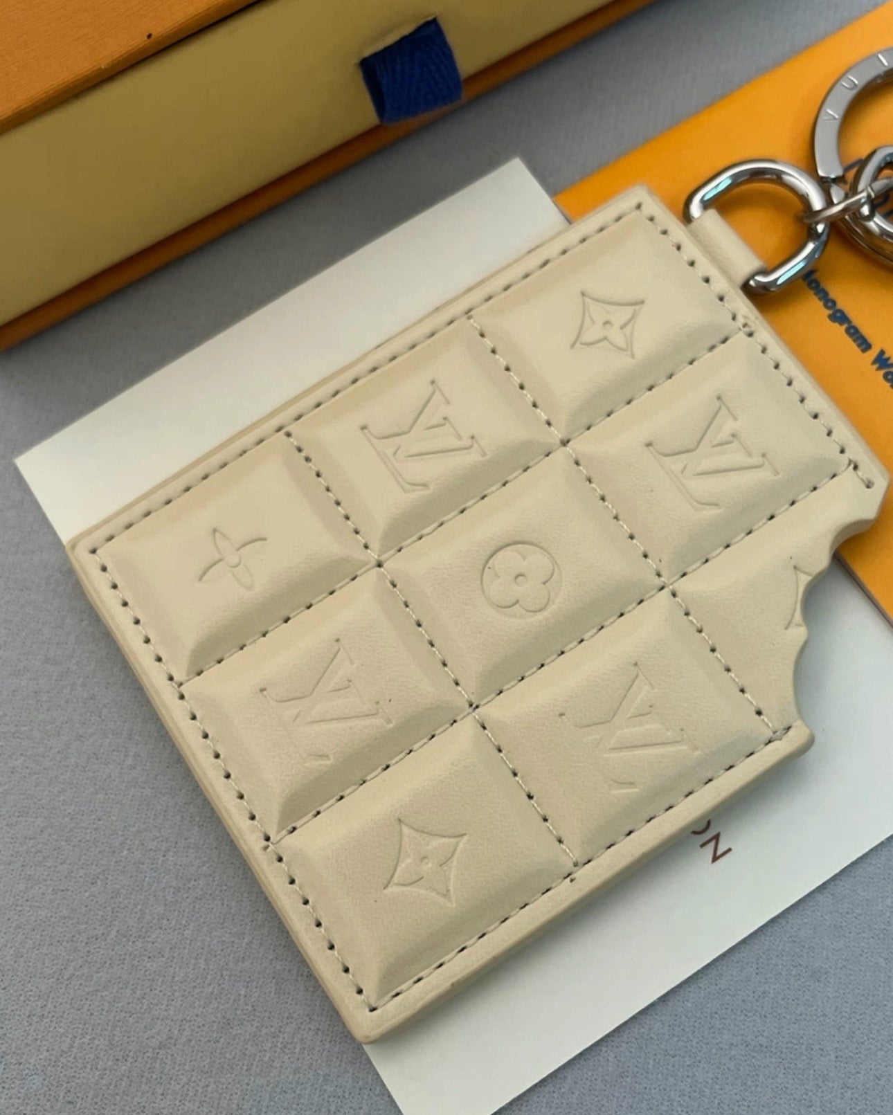35RE6ADE Stylish bag 's charms accessories