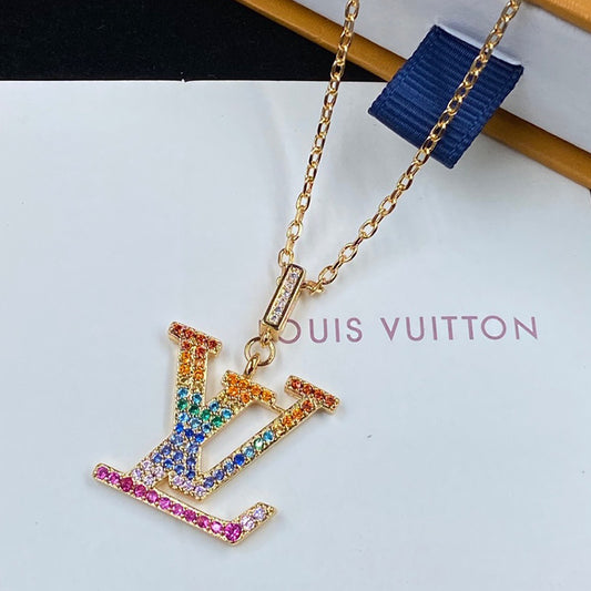 1E202EDE Stylish Necklaces