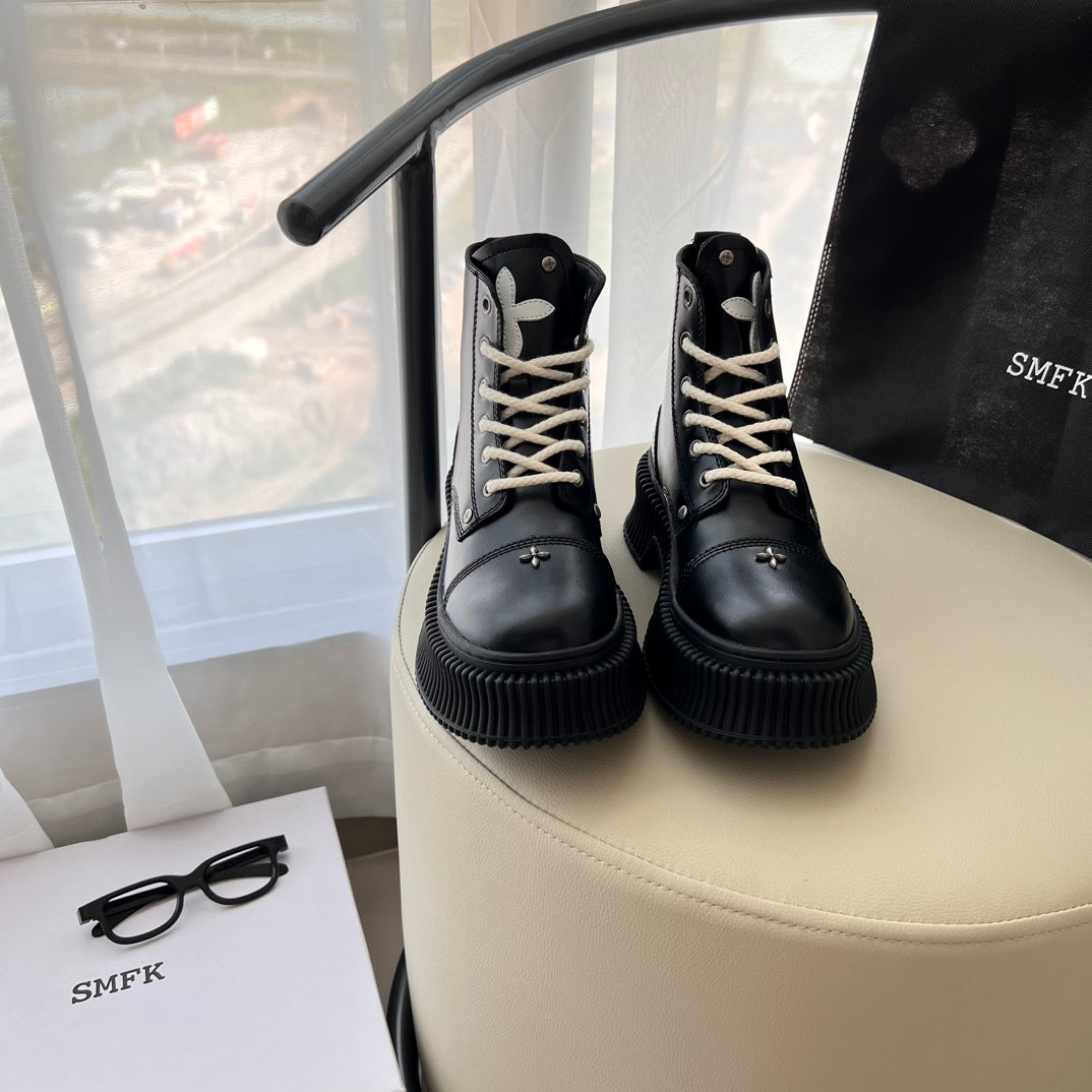 1JA16ZDE Stylish leather boots