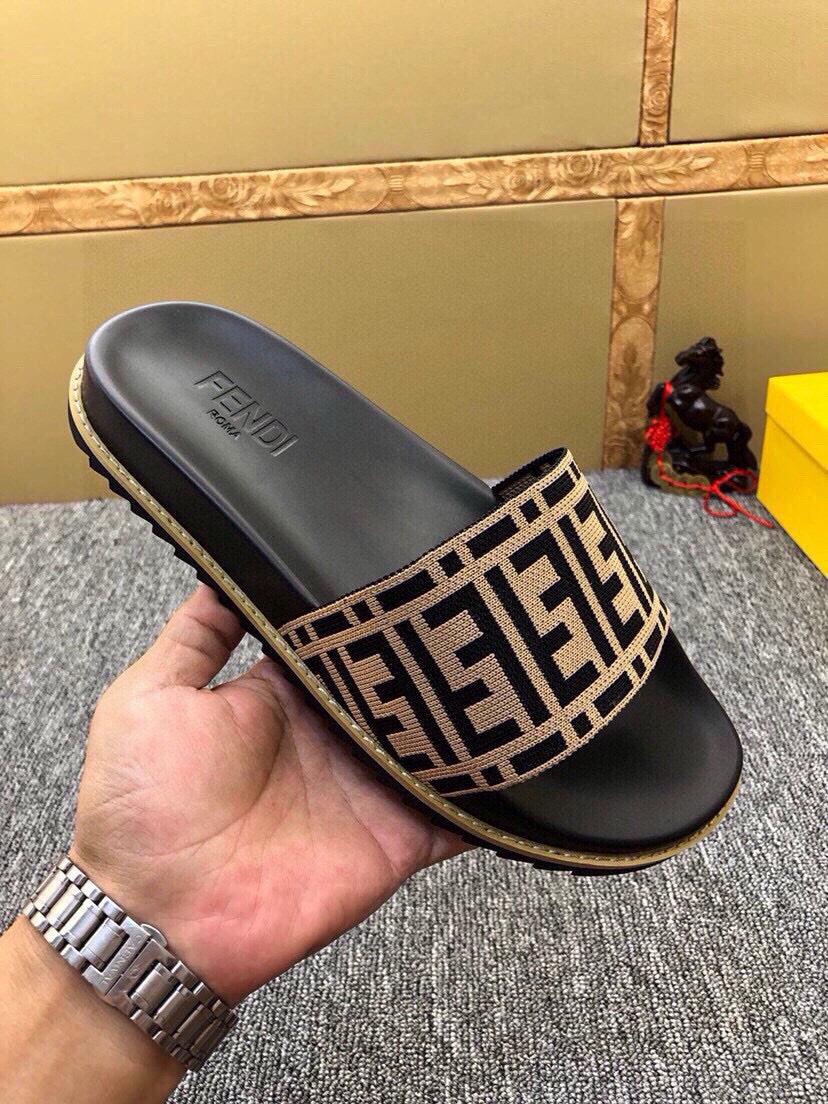 535ZF285ZDE Stylish Slippers